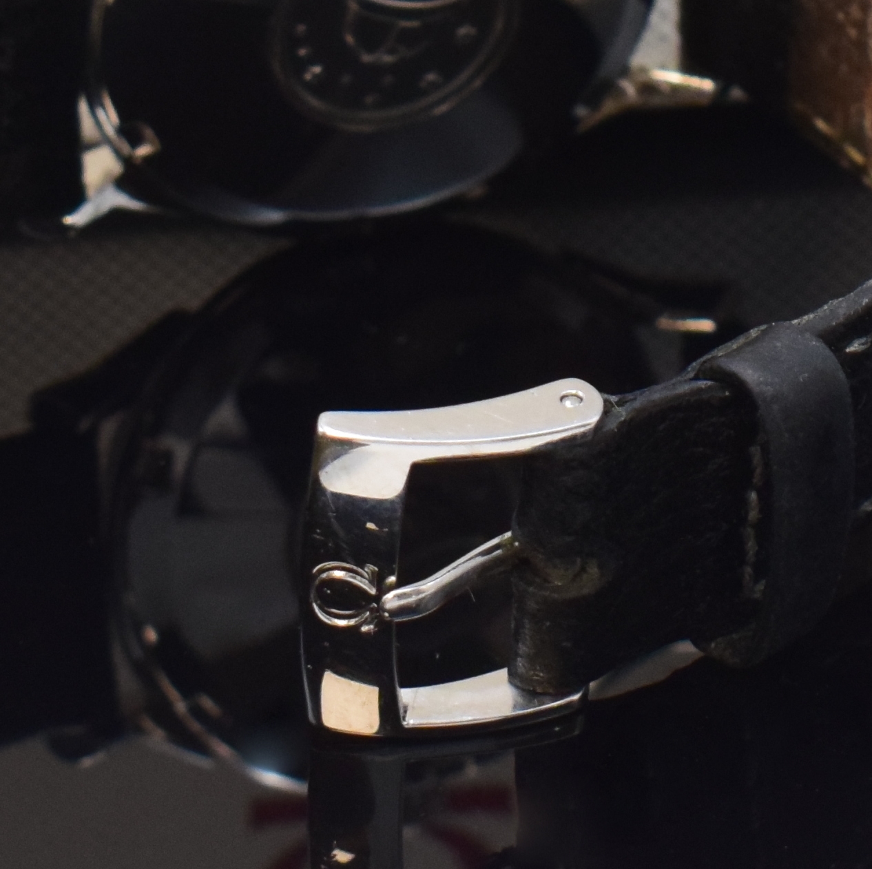 Detail b: OMEGA Constellation Herrenarmbanduhr in Stahl Referenz 168.005, Schweiz um 1965, Automatik, 2-teil. Geh., verschr. Boden m. Sternwarten-Symbol, vers. ...