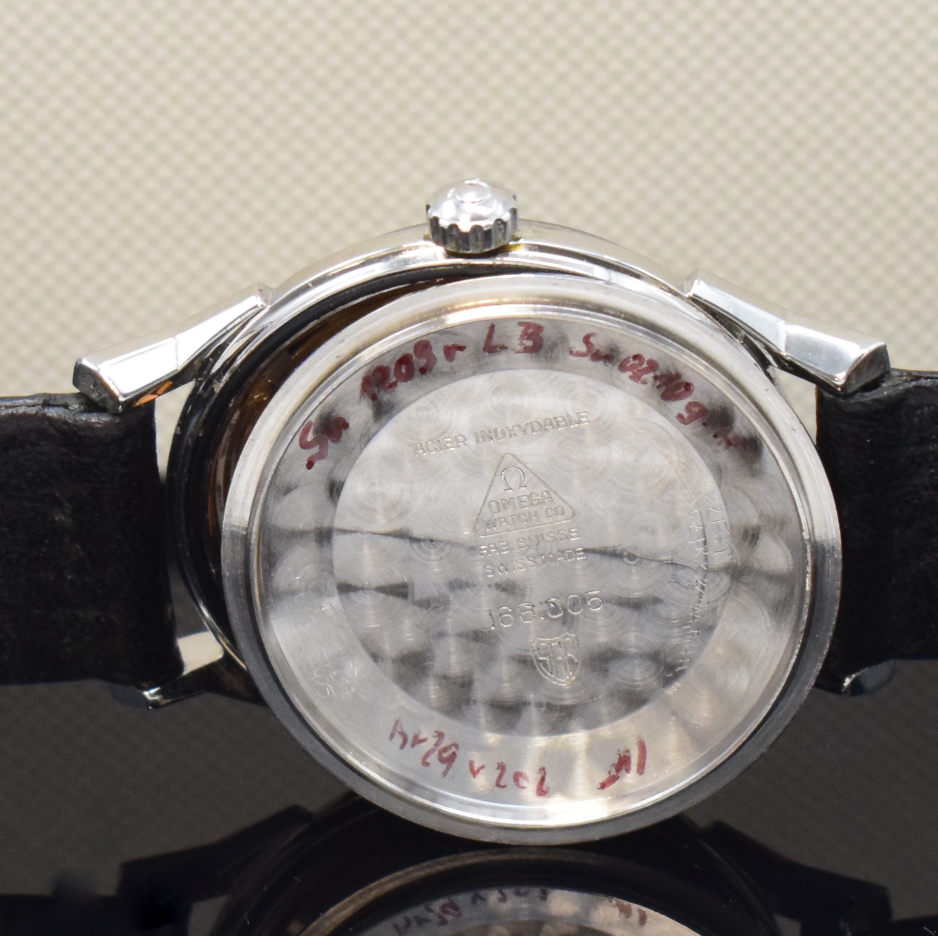Detail g: OMEGA Constellation Herrenarmbanduhr in Stahl Referenz 168.005, Schweiz um 1965, Automatik, 2-teil. Geh., verschr. Boden m. Sternwarten-Symbol, vers. ...