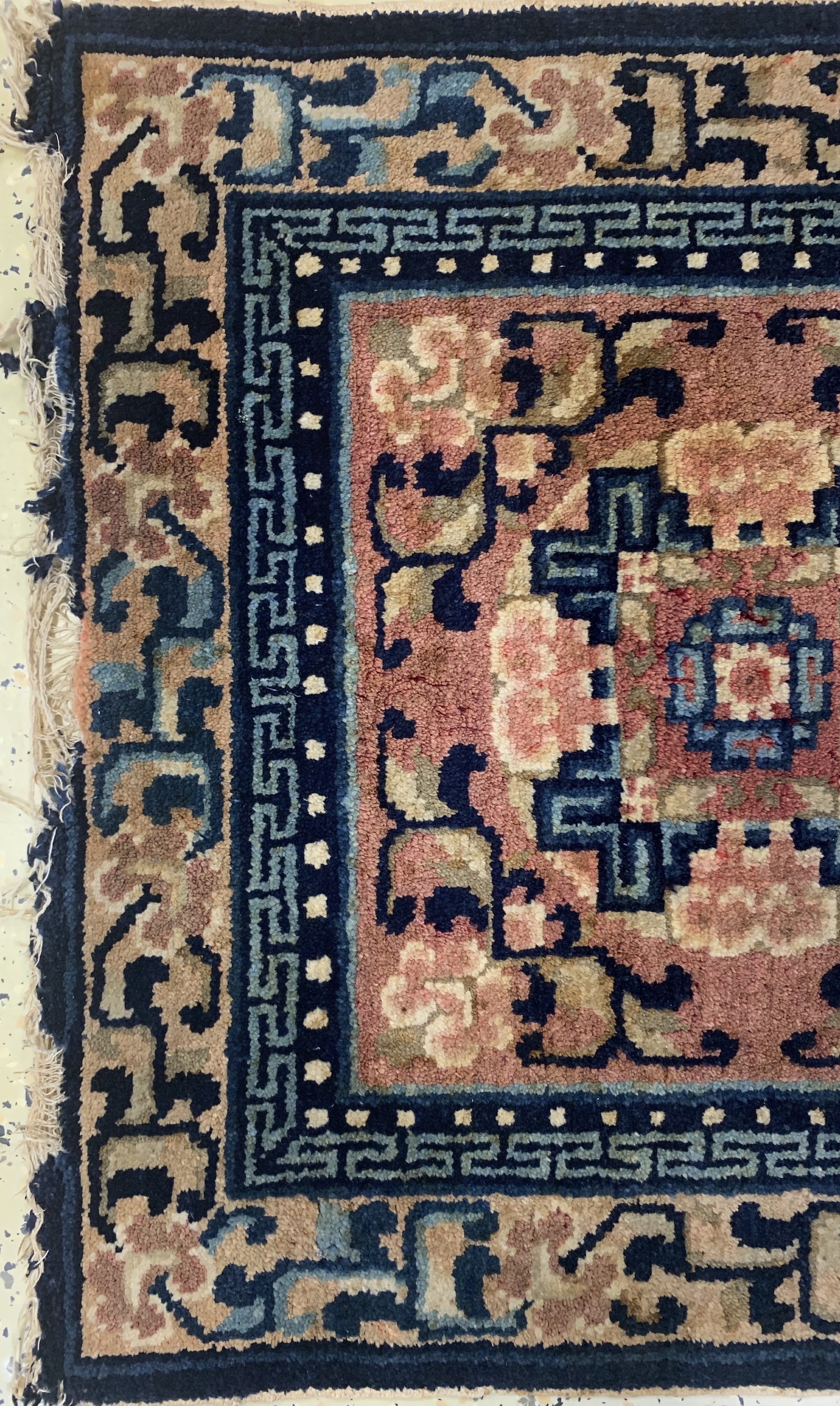 Detail b: Ning Hsia Sitzbank Teppich, China, um 1910/20, Wolle auf Baumwolle, ca. 65 x 65 cm, EHZ: 4