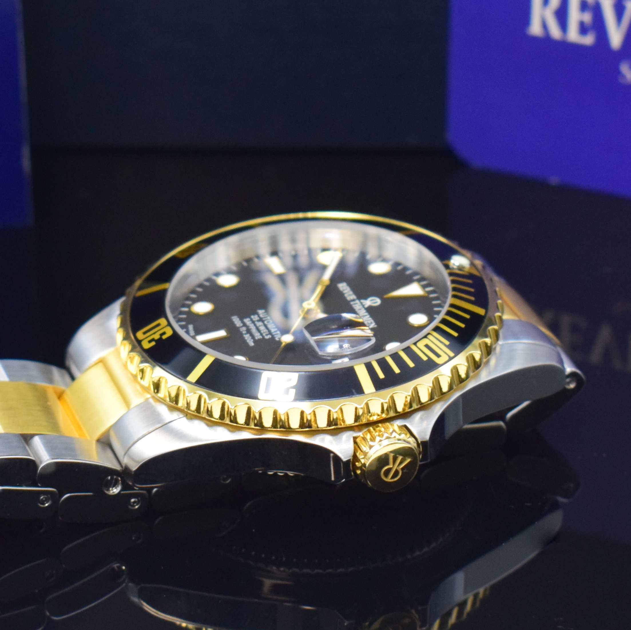 Detail c: REVUE THOMMEN Diver Herrenarmbanduhr in Stahl/Gold Referenz 17571.2147, Schweiz verk. lt. beil. Garantie 08/2019, Automatik, Boden u. Krone verschr., ...