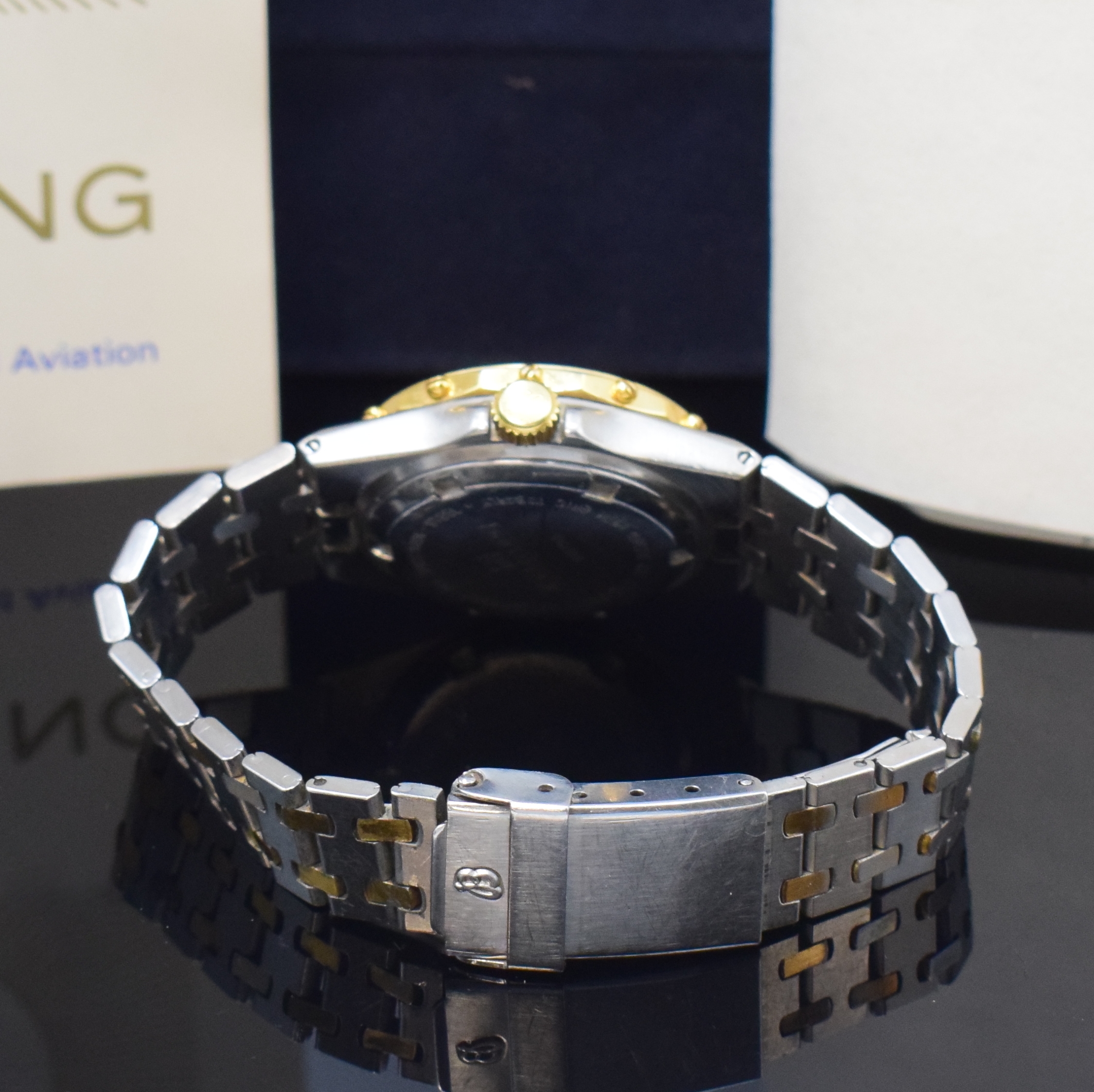 Detail b: BREITLING Tabarly Damenarmbanduhr Referenz 80790, quarz, Navigationsuhr in Stahl inkl. Gliederband m. Faltschl. z. T. verg., Boden und Krone ...
