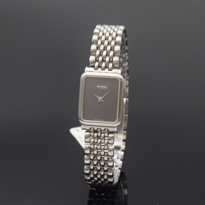 Image 26790382 - NIVREL ladies wristwatch in steel, Switzerland around 2010, quartz, snap on bezel, neutral bracelet with butterfly buckle, sapphire crystal, gray dial with silvered hands, measures approx. 27 x 20 mm, length approx. 19,5 cm, condition 2