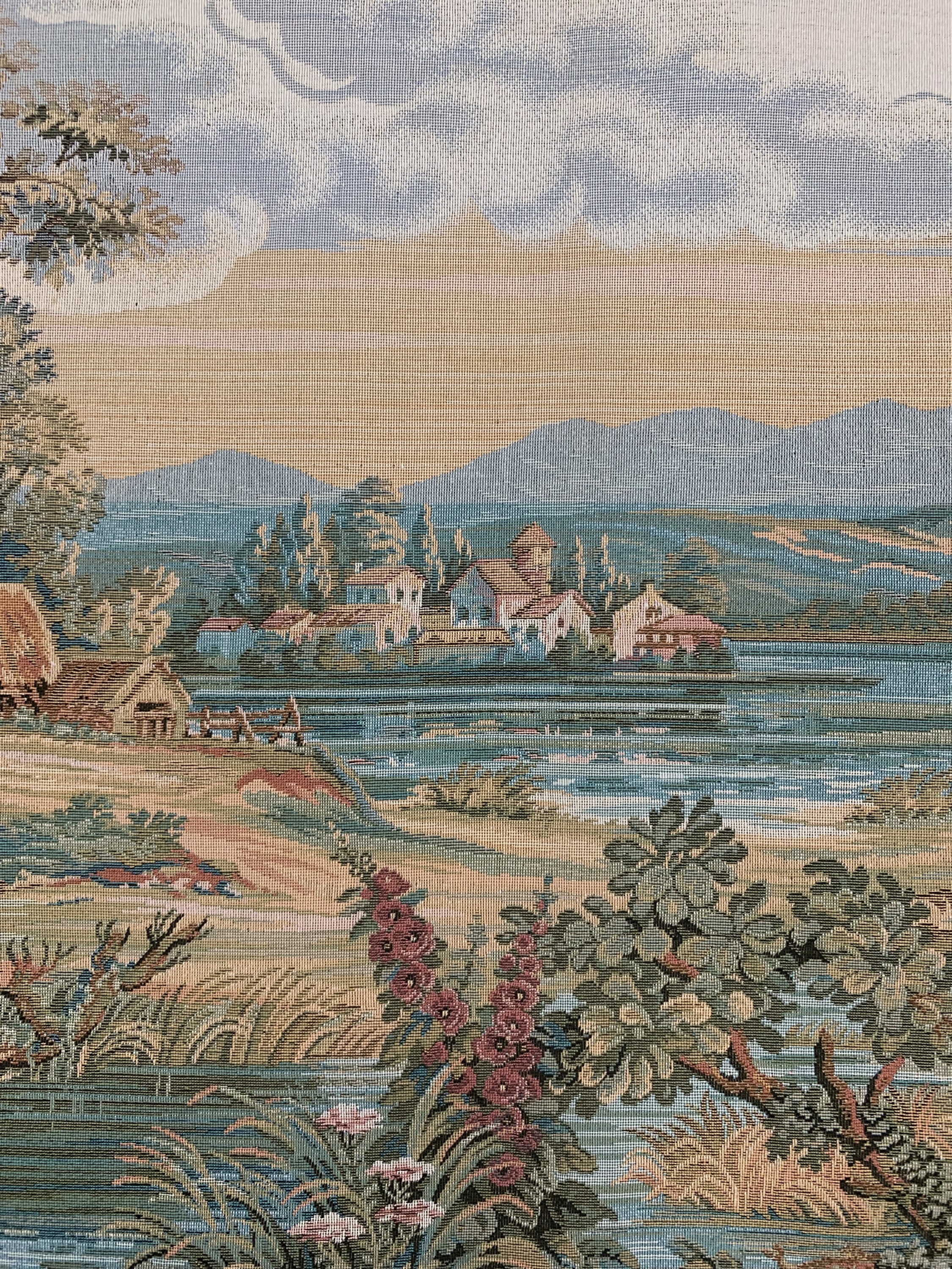 Detail c: Maschinen gewebte Tapisseri, Europa, Ende 20.Jhd, Wolle auf Baumwolle, ca. 162 x 72 cm, EHZ: 1