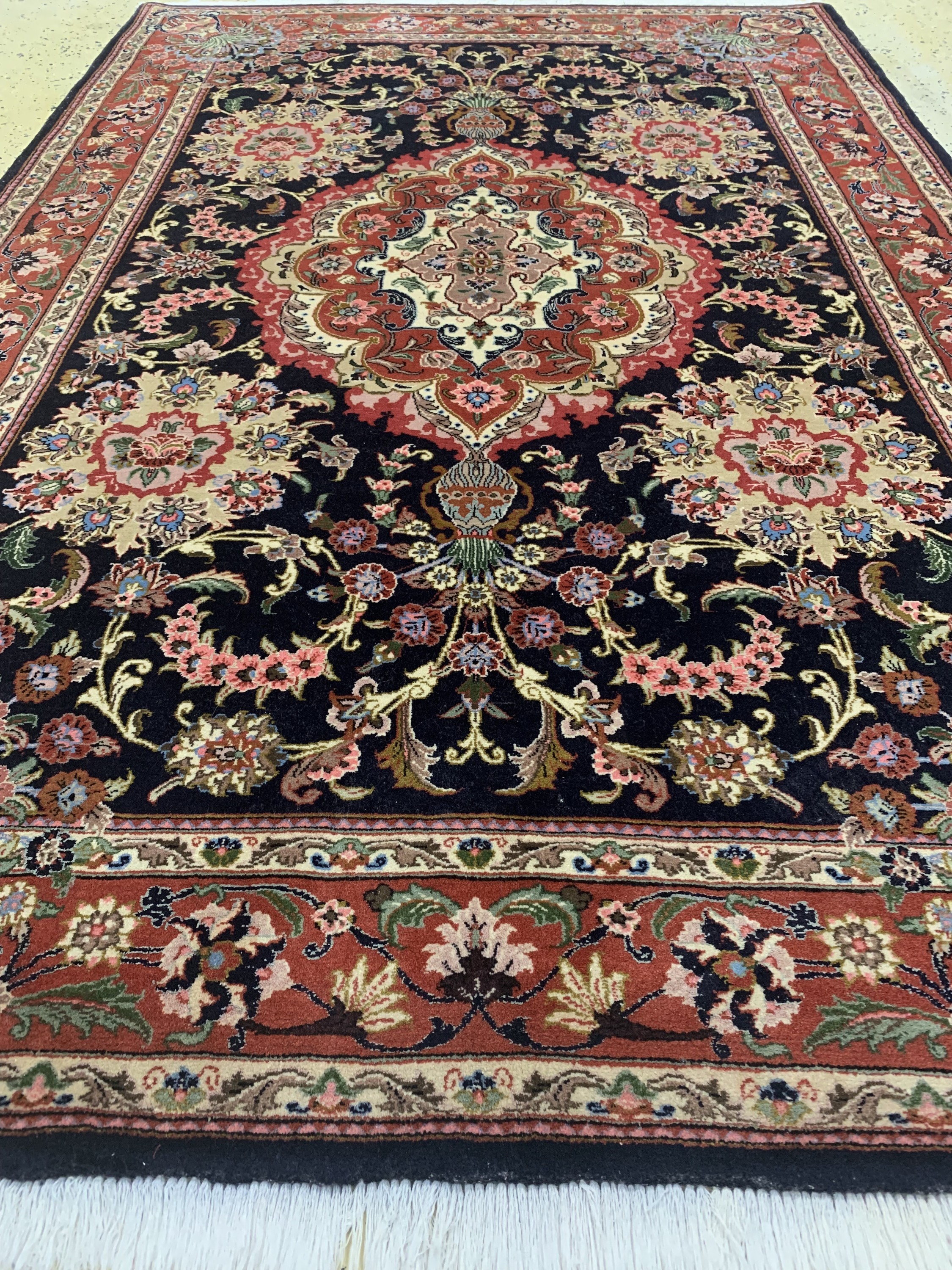 Detail f: Sarogh, Persien, ca. 60 Jahre, Korkwolle, ca. 213 x 140 cm, EHZ: 1-2
