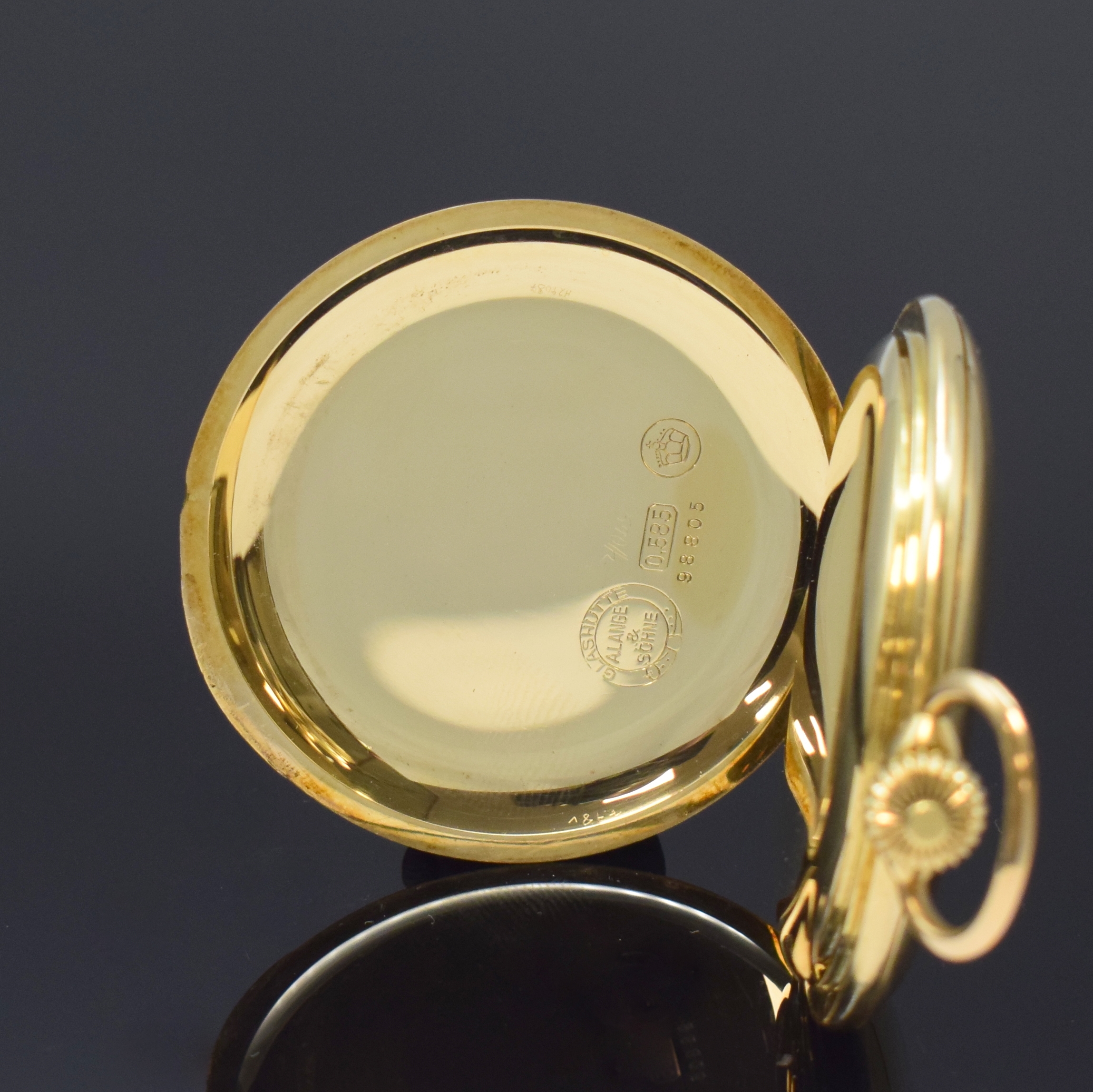 Detail c: DEUTSCHE UHRENFABRIKATION GLASHÜTTE A. Lange & Söhne Savonette in GG 585/000, Deutschland um 1925, Werk- u. Geh.-Nr. 98805, glattes 3- Deckel ...