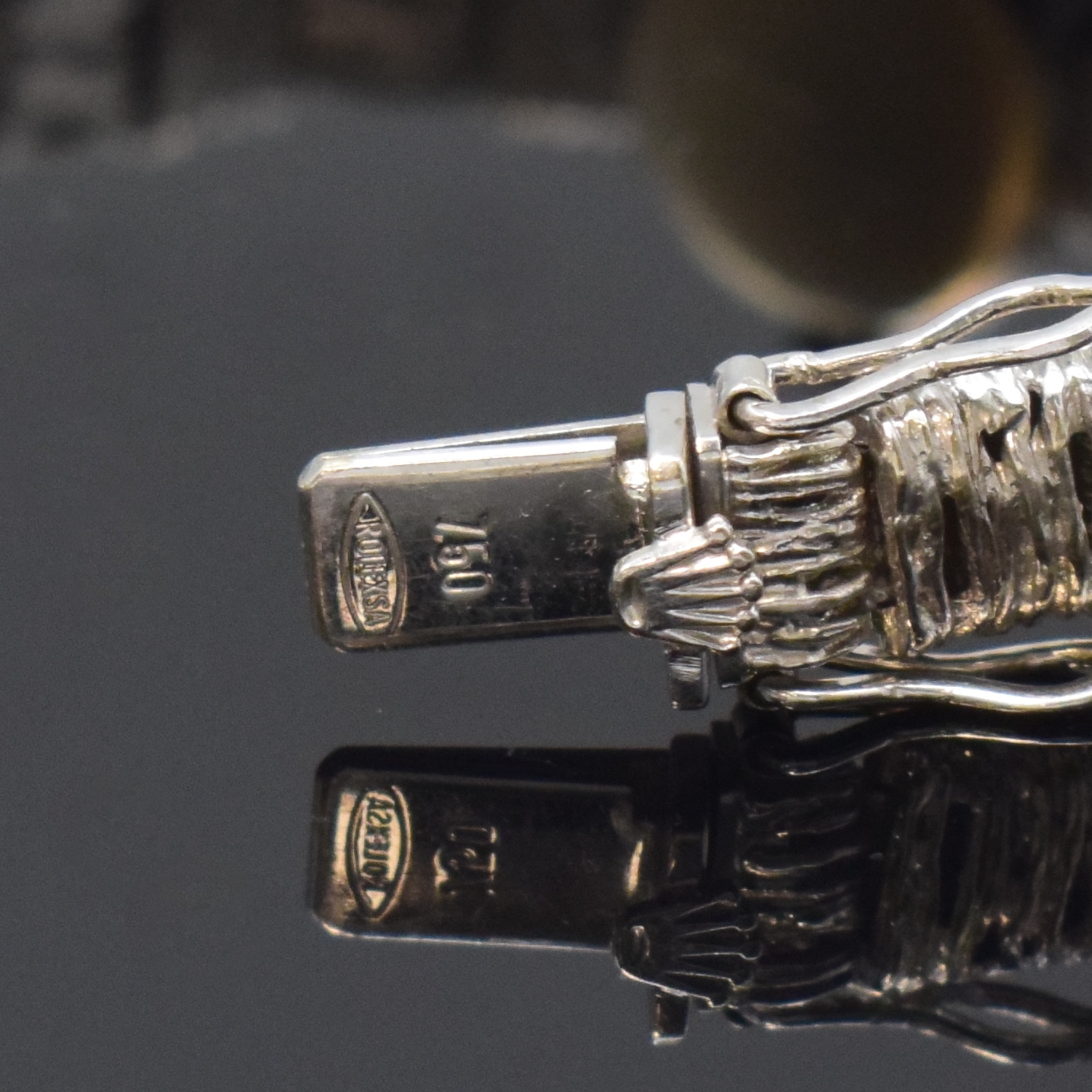 Detail c: ROLEX Precision Damenarmbanduhr in WG 750/000 mit Diamanten, Schweiz um 1970, Handaufzug, rhod. Geh. an orig. Goldband, Boden aufgedr., Lünette ...