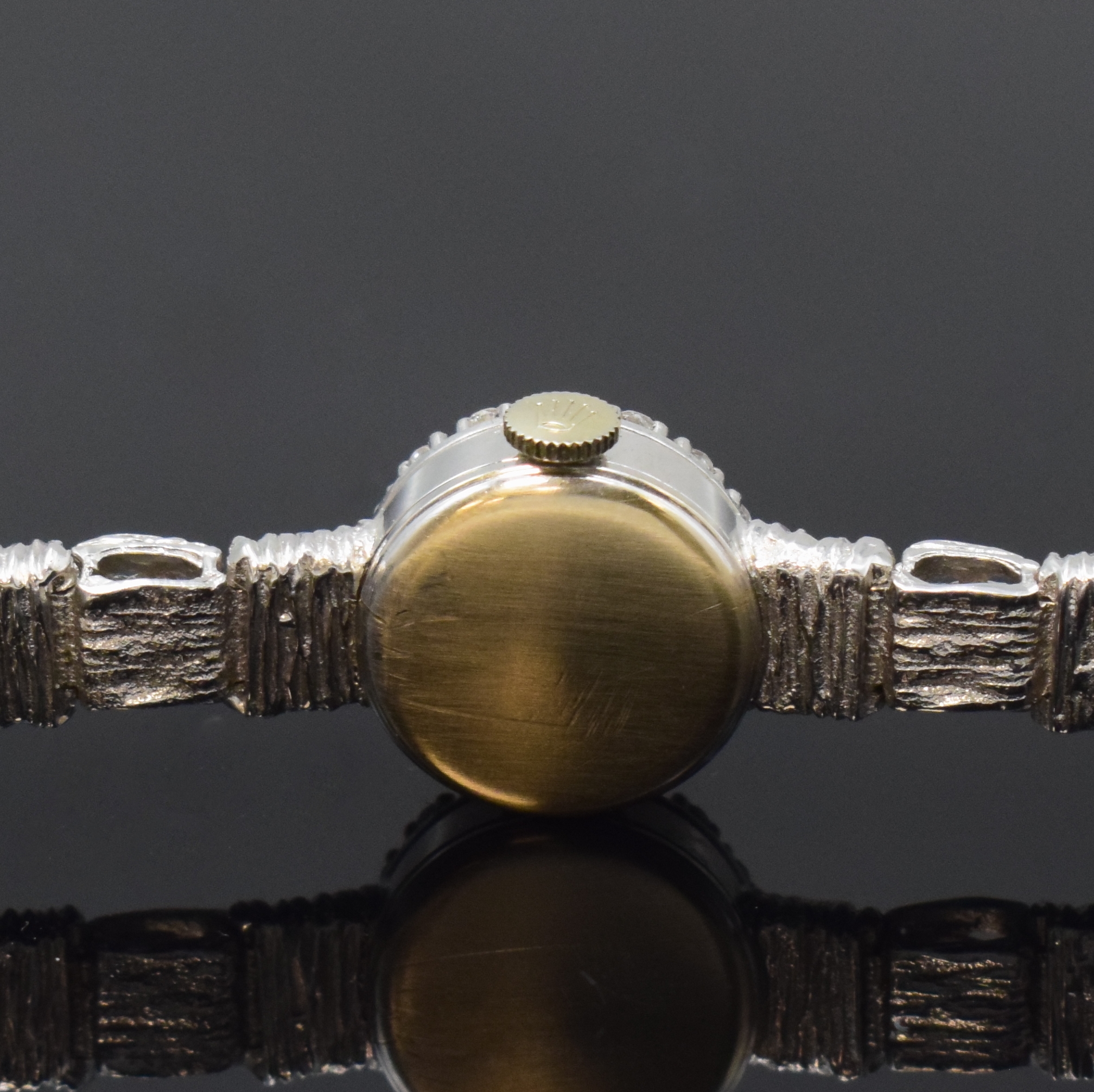 Detail d: ROLEX Precision Damenarmbanduhr in WG 750/000 mit Diamanten, Schweiz um 1970, Handaufzug, rhod. Geh. an orig. Goldband, Boden aufgedr., Lünette ...
