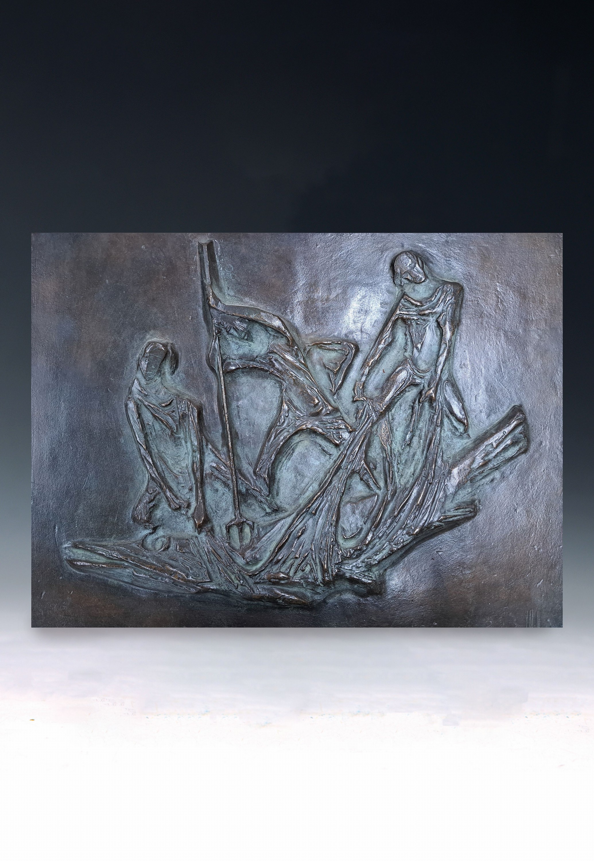 Bronzerelief von Richard Menges, 1910-1998 Kaiserslautern, Der große Fischzug, wohl Modell zur großen Fassadenskulptur an der Stadtsparkasse ...