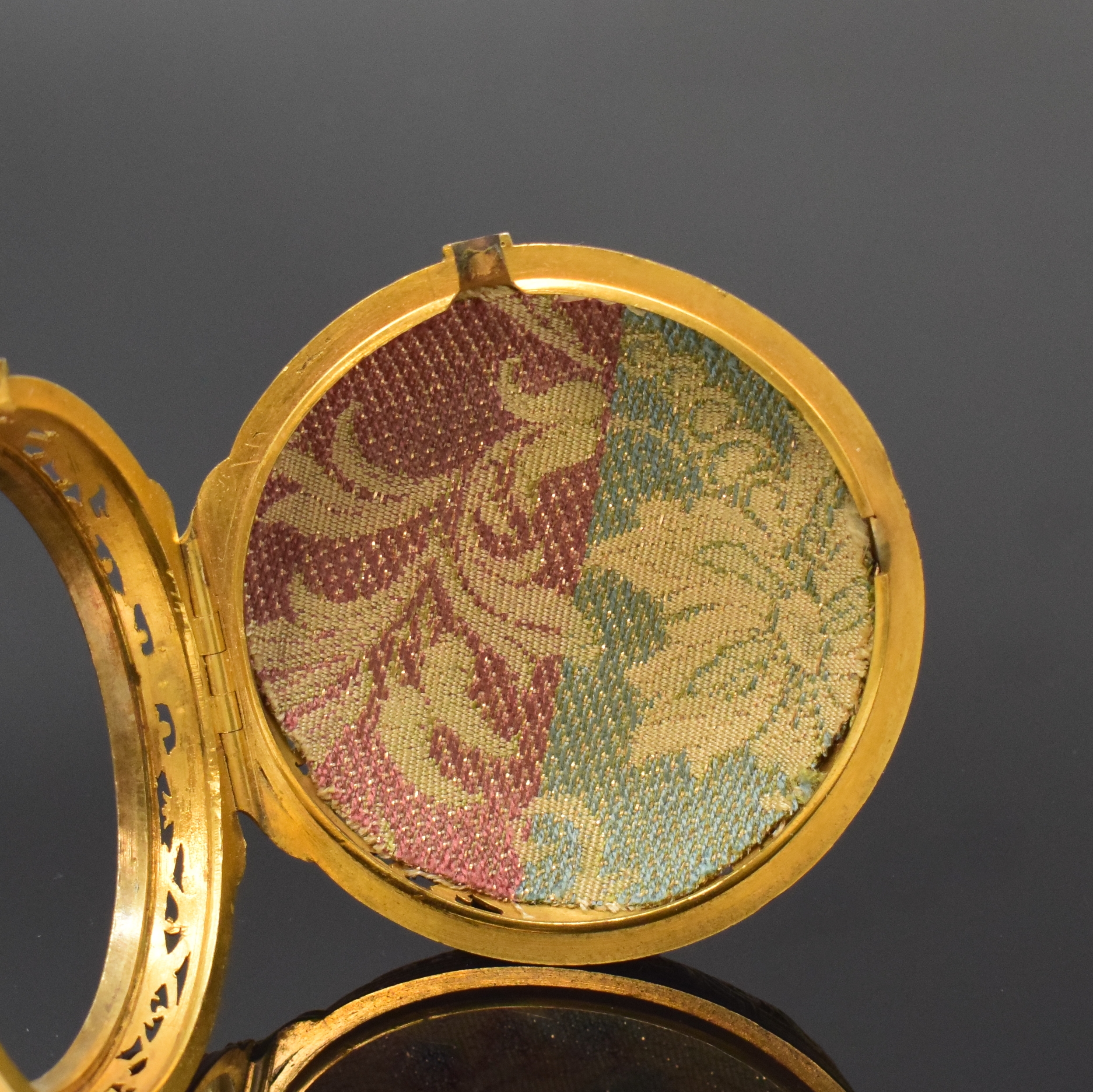 Detail b: TIM. WLLIAMSON seltene, große Spindeltaschenuhr mit 1/4 Stunden-Selbstschlag und Zentralsekunde, England um 1780, aufw. durchbrochen und gravierte, ...