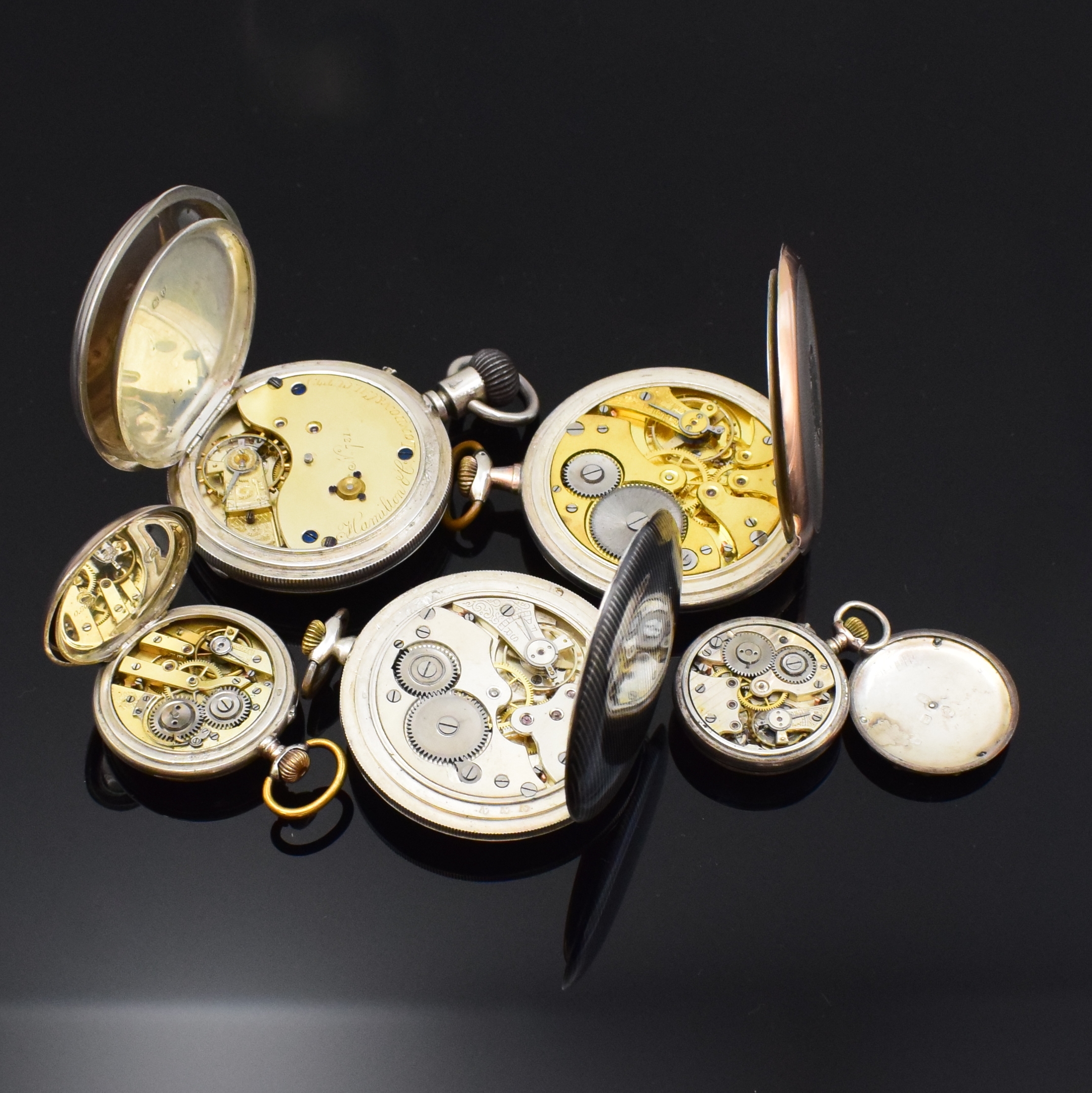 Detail d: Konvolut: 5 Silber-Taschenuhren, Schweiz/England um 1890/1920, 1 x Tulasilber, 2 x emailliert, 3 x Emailzifferbl., 2 Damentaschenuhren, 4 x ...