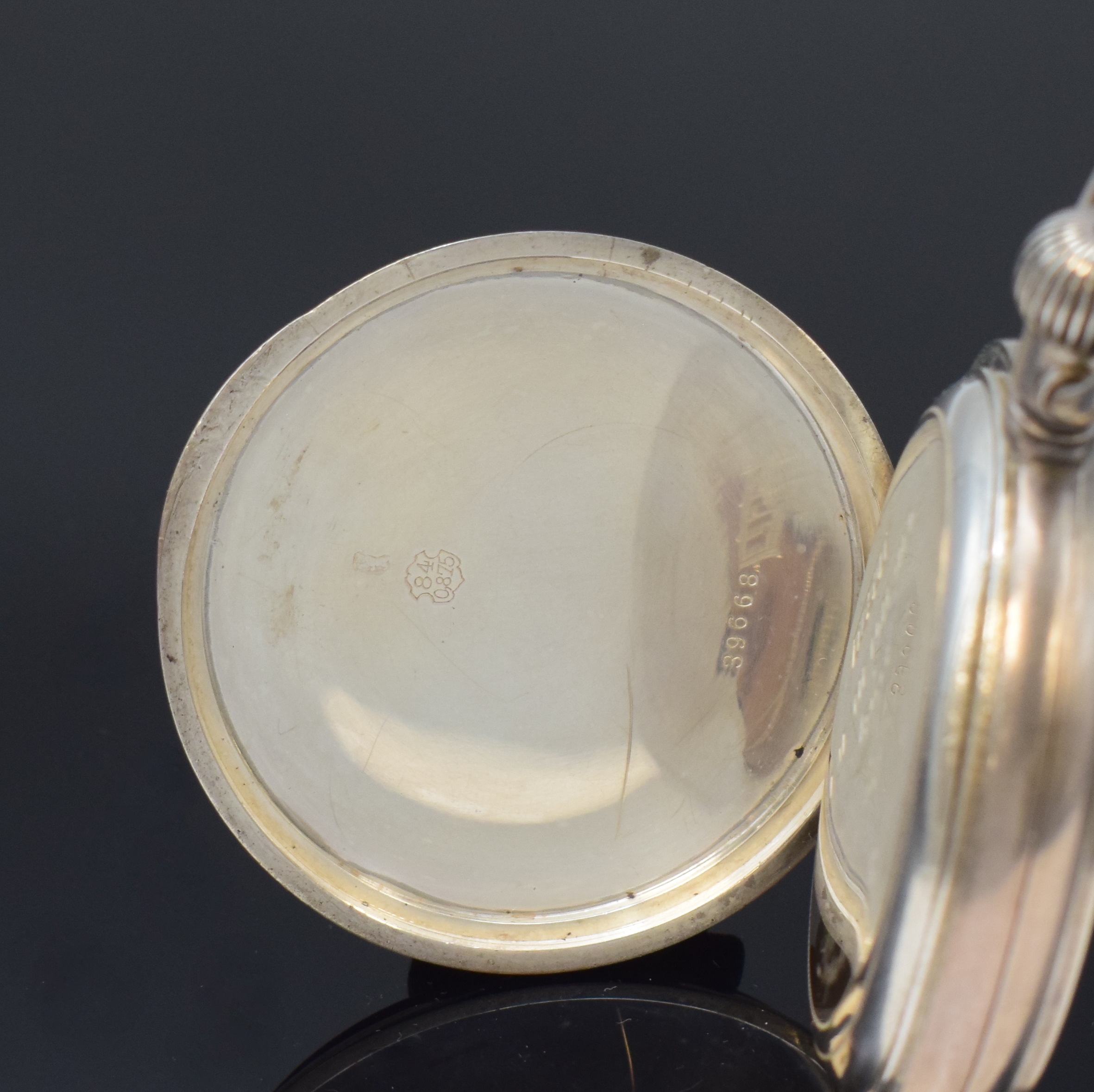 Detail d: TISSOT Savonette Herrentaschenuhr in 875er Silber für den russischen Markt, Schweiz um 1905, guill. Geh. beids. schwarz emaill., Sprungdeckel m. ...