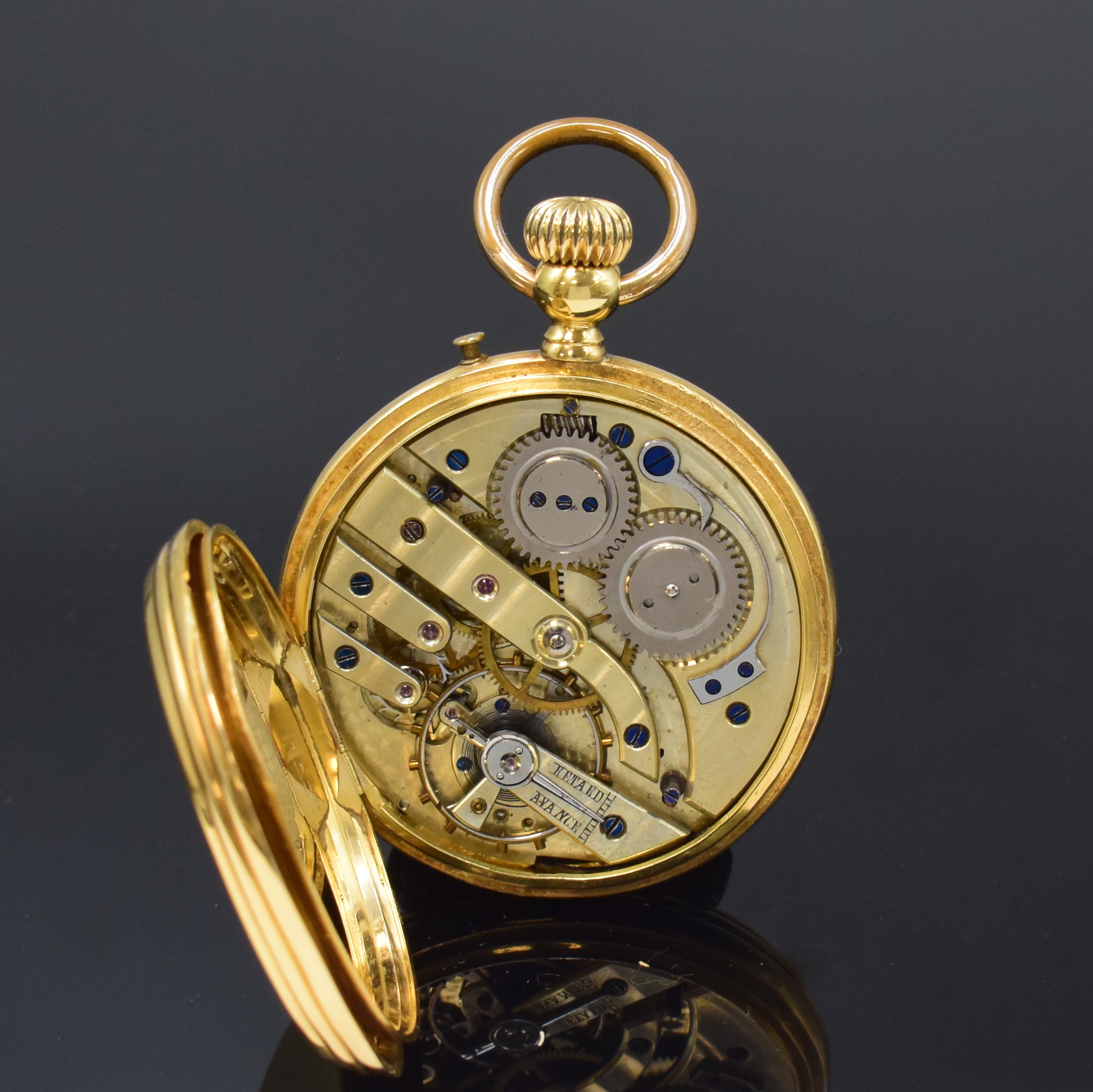 Detail g: Savonette Herrentaschenuhr in GG 750/000, Schweiz um 1880, guill., gestuftes 3-Deckel Goldgeh. dell., Emailzifferbl. m. röm. Zahlen, Zeiger später, ...