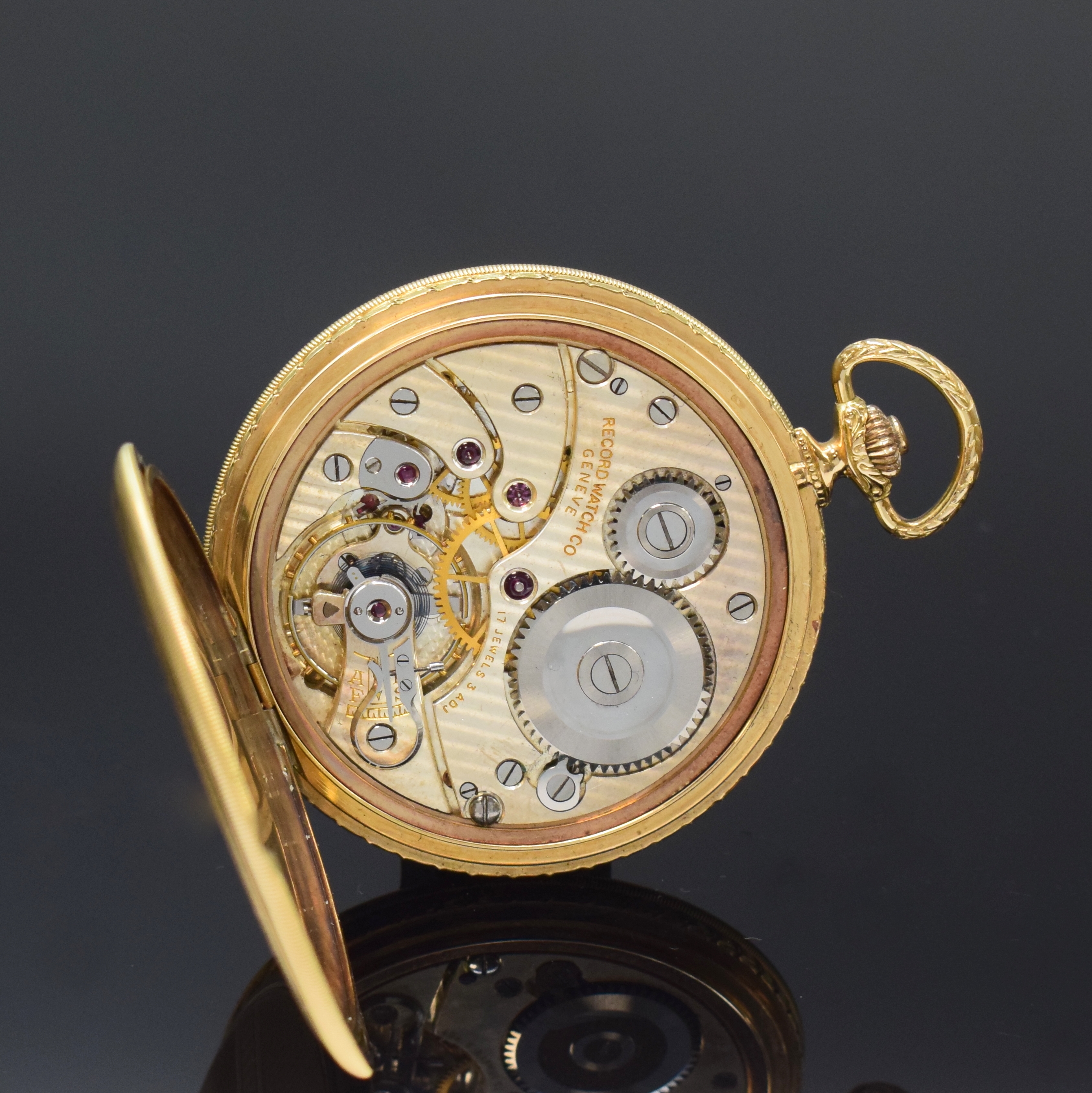 Detail g: RECORD WATCH Co. Savonette in GG 585/000, Schweiz um 1925, guill. 2 Deckel Goldgeh., gold. Zifferbl. pat., Zeiger später, vers. Werk m. Genfer ...