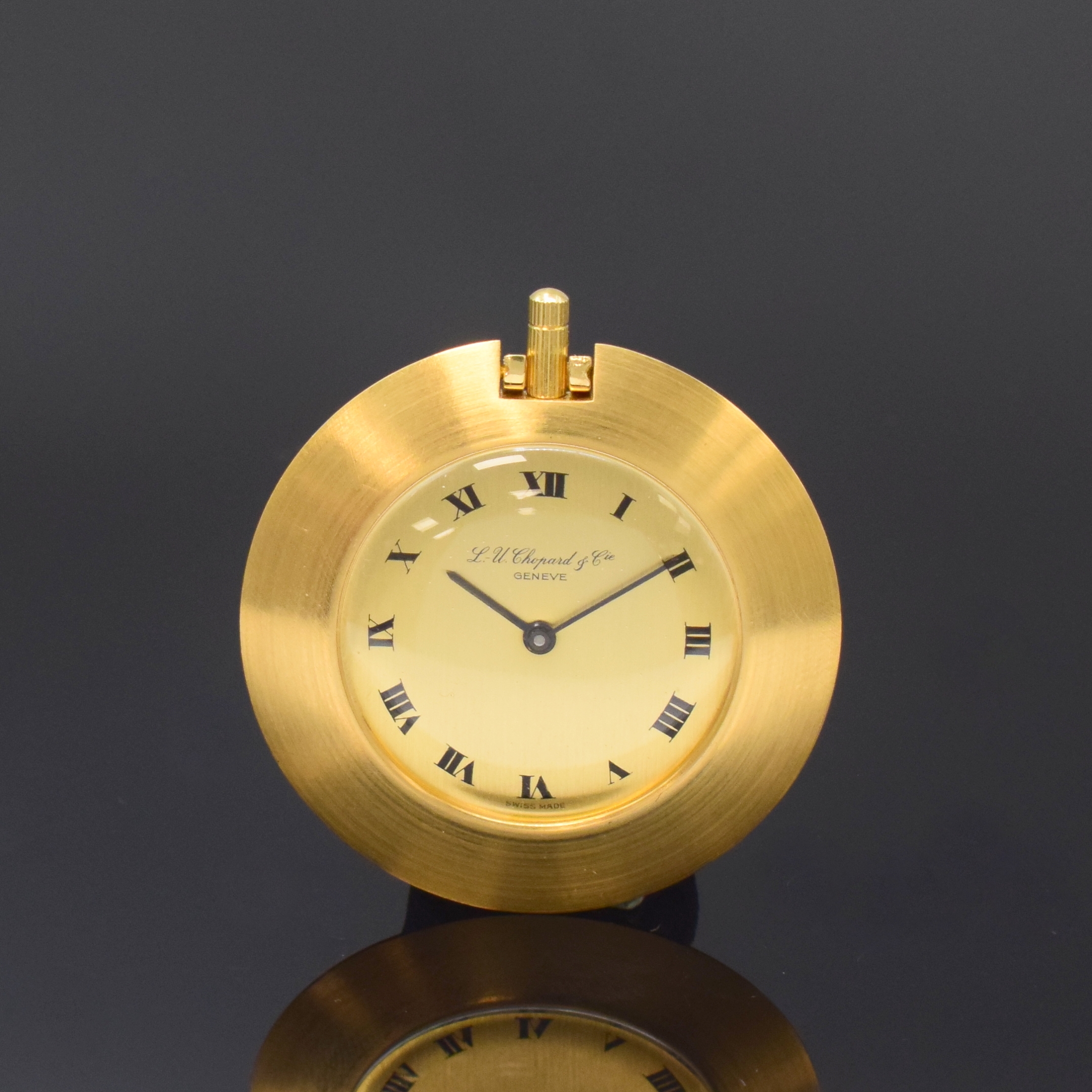 CHOPARD Frack-/Anhängeuhr in GG 750/000, Schweiz um 1970, Boden aufgedr., gold. Zifferbl. m. röm. Std., verg. Werk, 17 St., Kal. Peseux 7001, ...