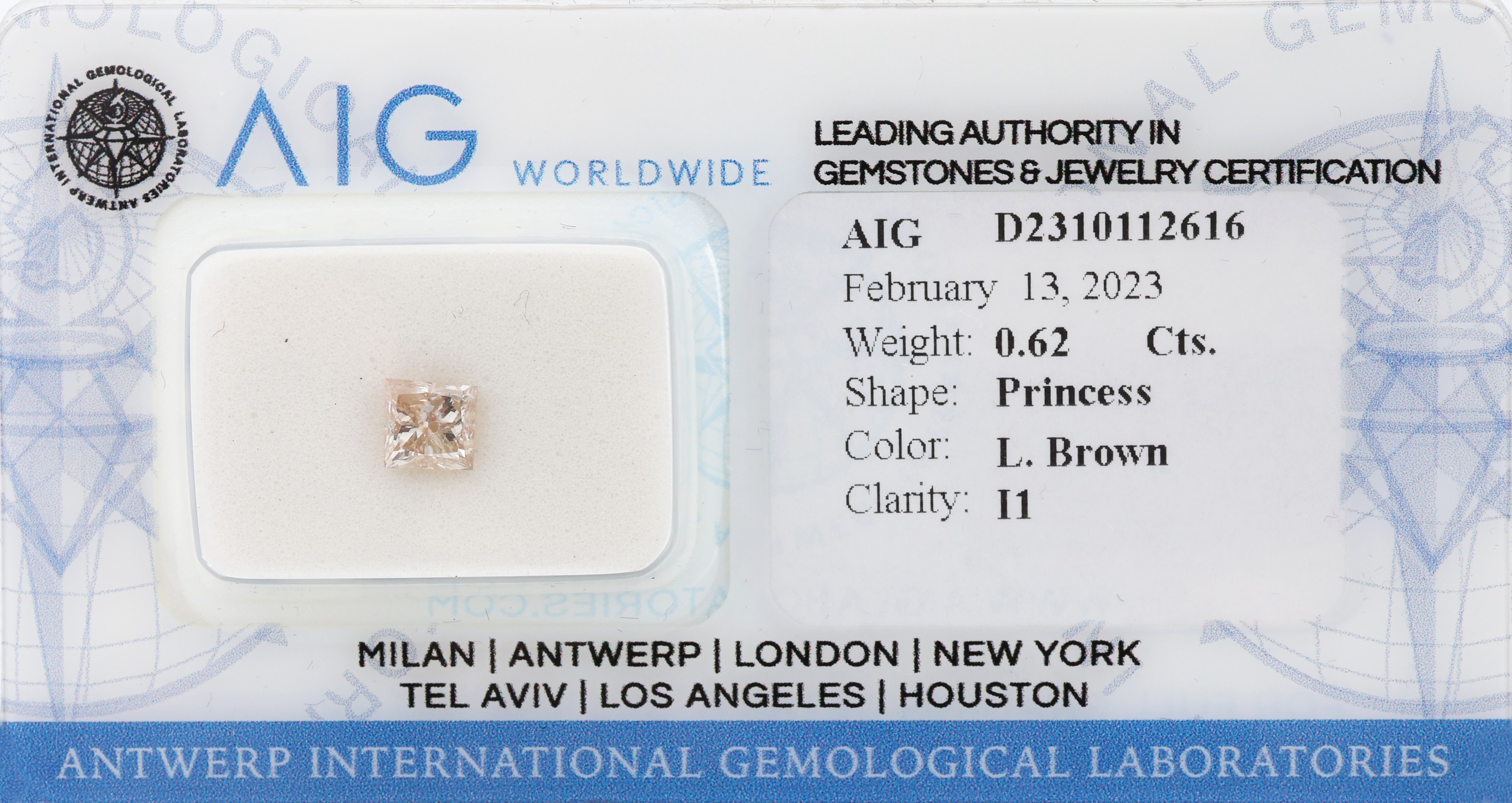 Loser Princess-Cut Diamant 0.62 ct, Light Brown/p1, 4.34 x 4.24 x 3.63 mm, verschweißt, mit AIG Expertise, 02/2023