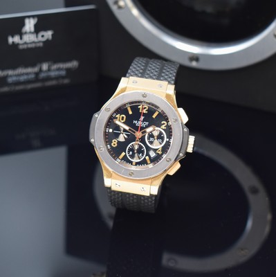 Image HUBLOT rare, to 250 pieces limited chronograph Big Bang reference 301.PT.130RX, self winding, 18k pink gold & tantalum combined including original rubber strap with original deployant clasp, on both sides glazed, case back to bezel 6-times screwed, black dial with applied indices, display of hours, minutes, constant second, date & chronograph, diameter approx. 44 mm, original box & papers, condition 2