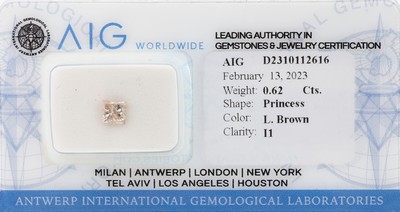 Image Loose princess-cut diamond 0.62 ct , Light Brown/p1, 4.34 x 4.24 x 3.63 mm, sealed, with ...