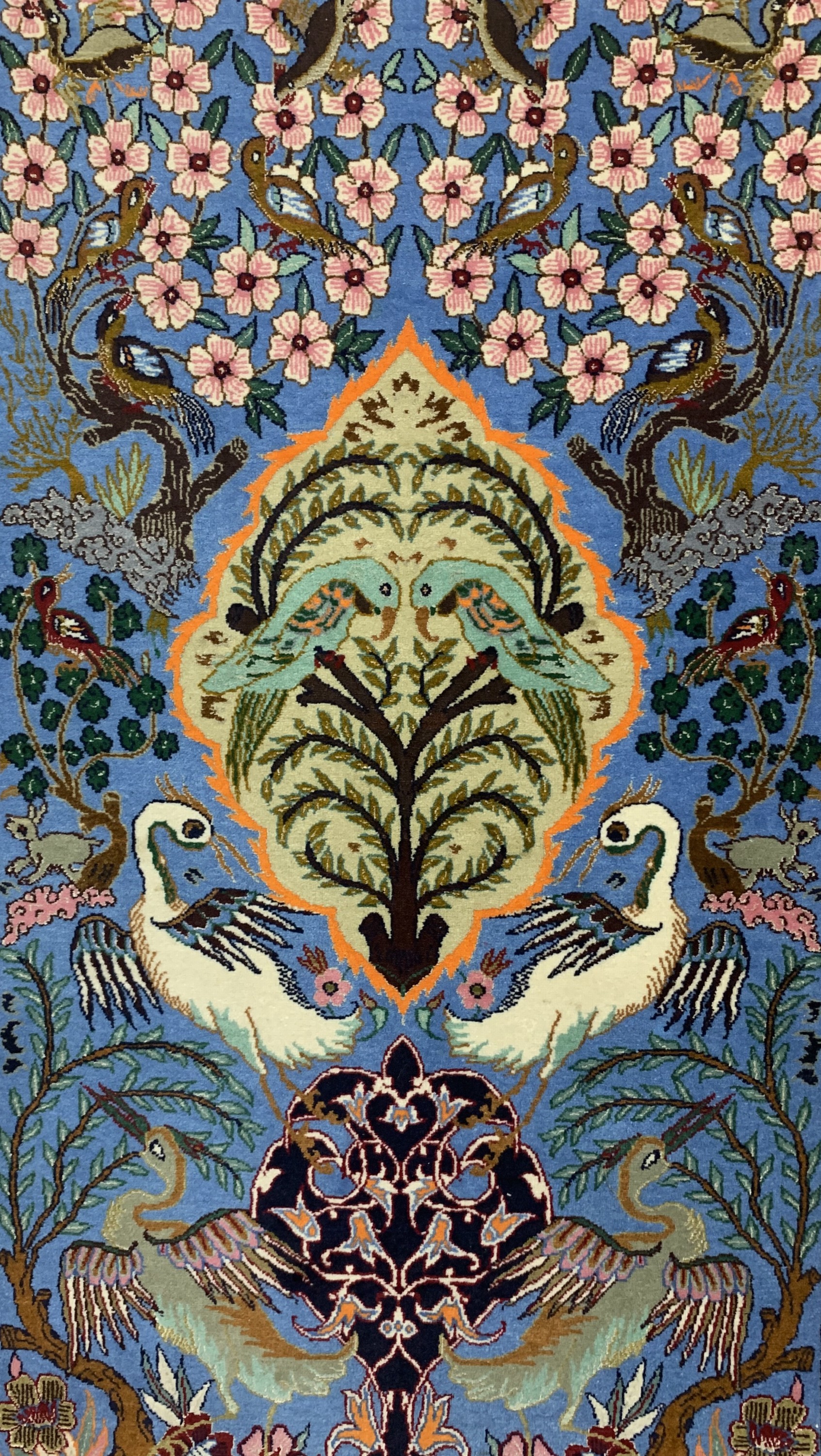 Detail b: Esfahan fein, Persien, Ende 20.Jhd, Korkwolle mit und auf Seide, ca. 114 x 72 cm, EHZ: 1-2