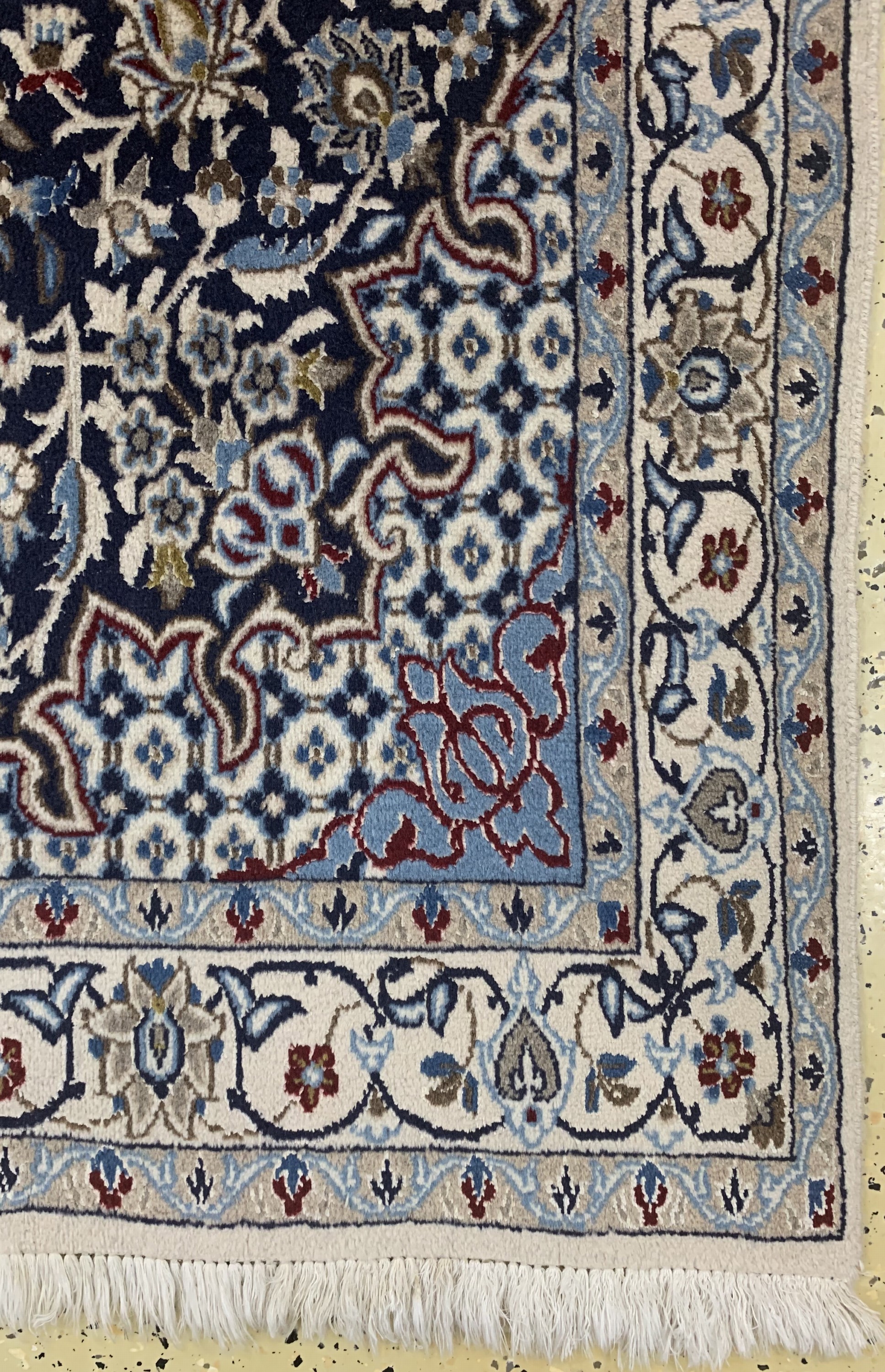 Detail a: Nain fein(9 La), Persien, Ende 20.Jhd, Wolle mit Seide, ca. 204 x 115 cm, EHZ: 2