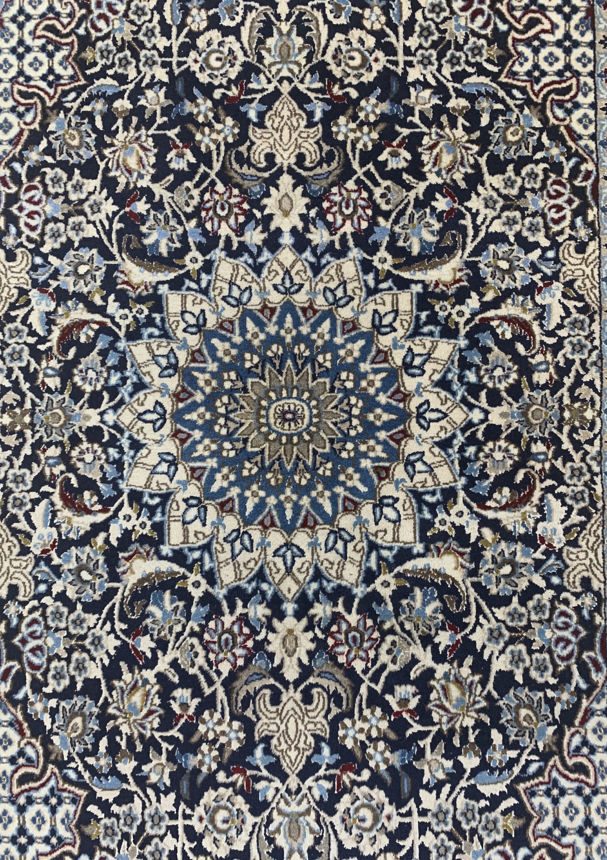 Detail b: Nain fein(9 La), Persien, Ende 20.Jhd, Wolle mit Seide, ca. 204 x 115 cm, EHZ: 2