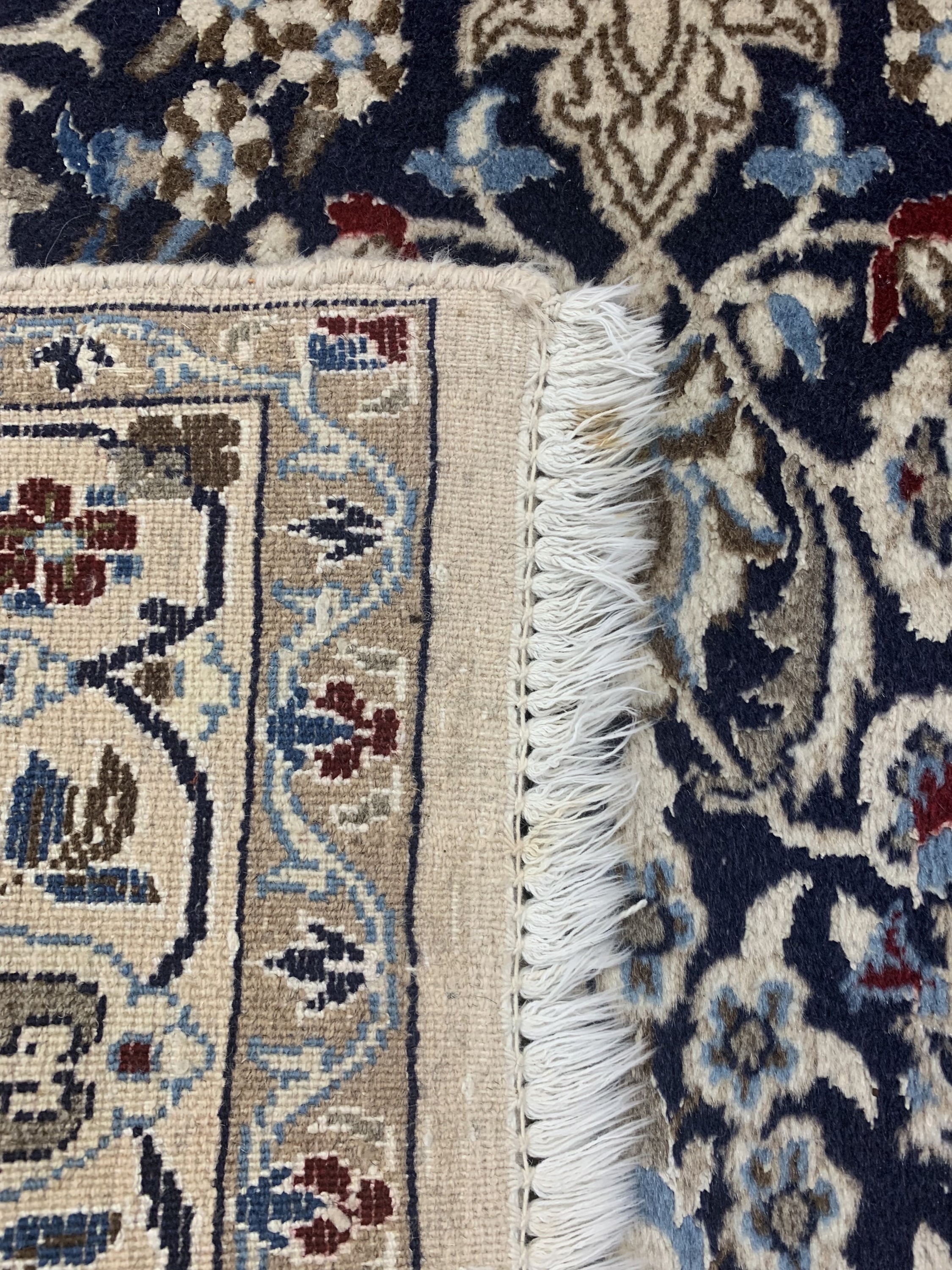 Detail d: Nain fein(9 La), Persien, Ende 20.Jhd, Wolle mit Seide, ca. 204 x 115 cm, EHZ: 2