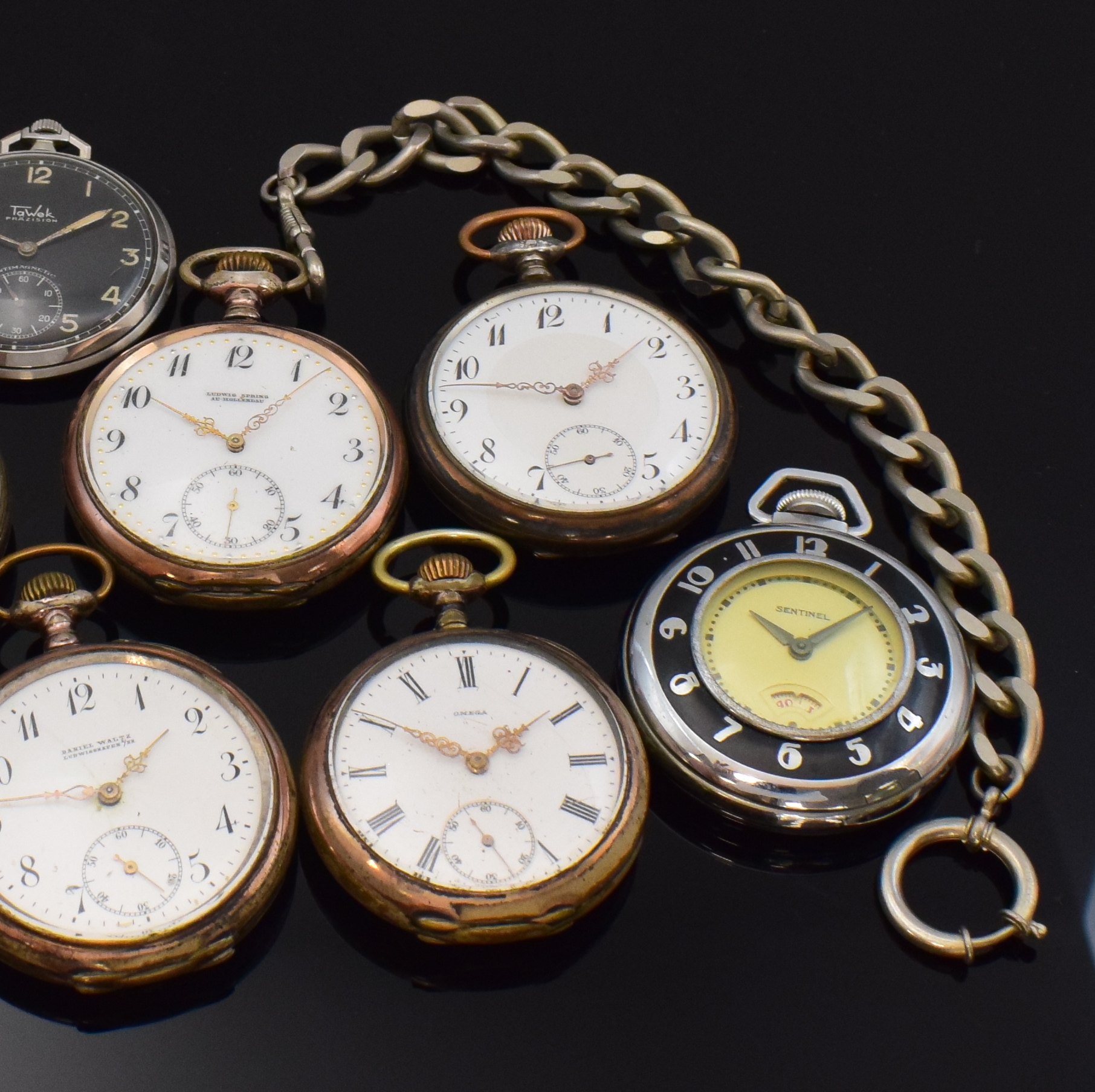 Detail b: OMEGA Taschenuhr mit Chronograph und 7 weitere offene Taschenuhren, Schweiz ca. 1880-1940,Omega Chronograph in offenem Eisen-Geh., 3- tlg. ...