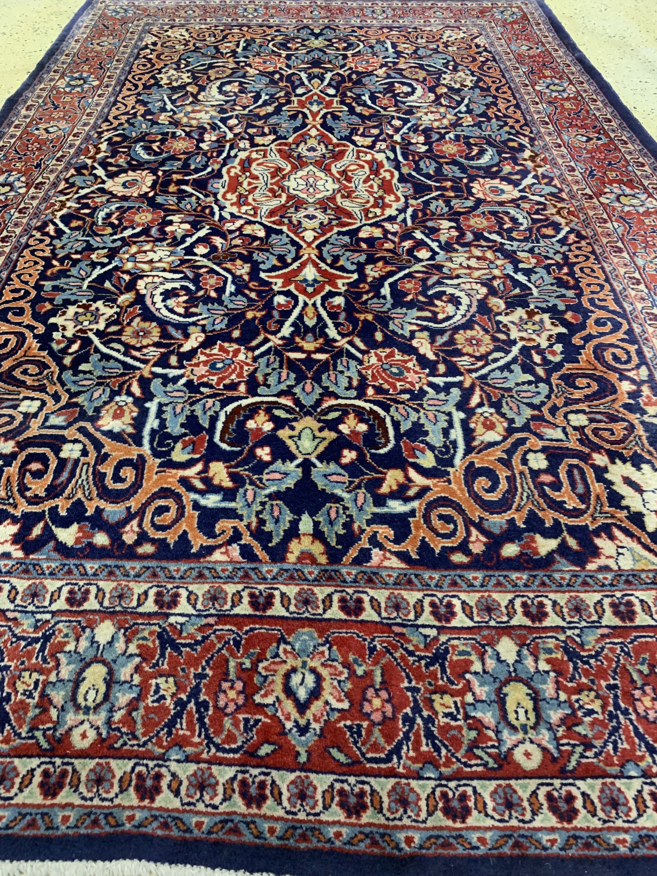 Detail d: Sarogh, Persien, Mitte 20.Jhd, Wolle auf Baumwolle, ca. 215 x 135 cm, EHZ: 2