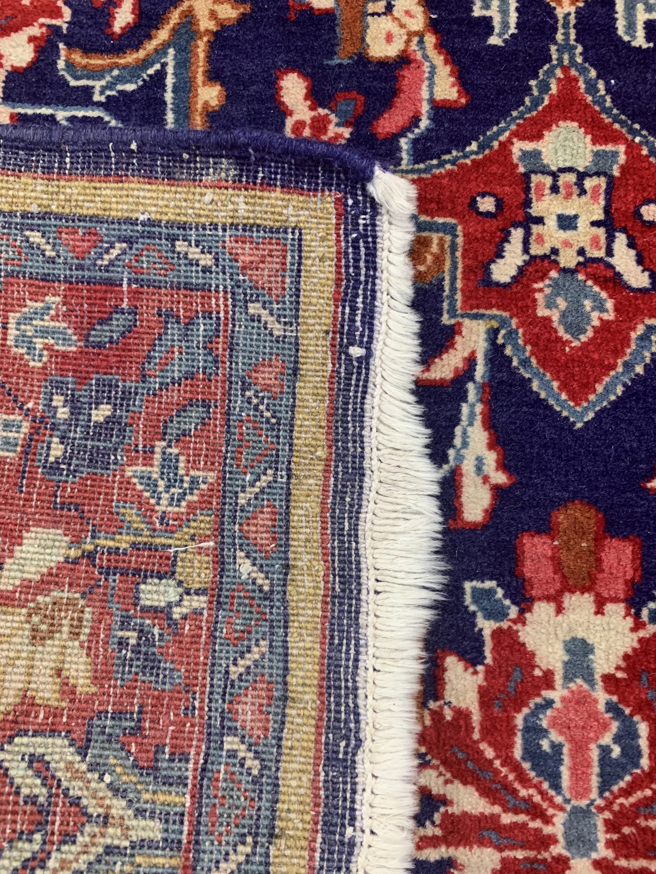 Detail d: Sarogh, Persien, Mitte 20.Jhd, Wolle auf Baumwolle, ca. 148 x 112 cm, EHZ: 1-2