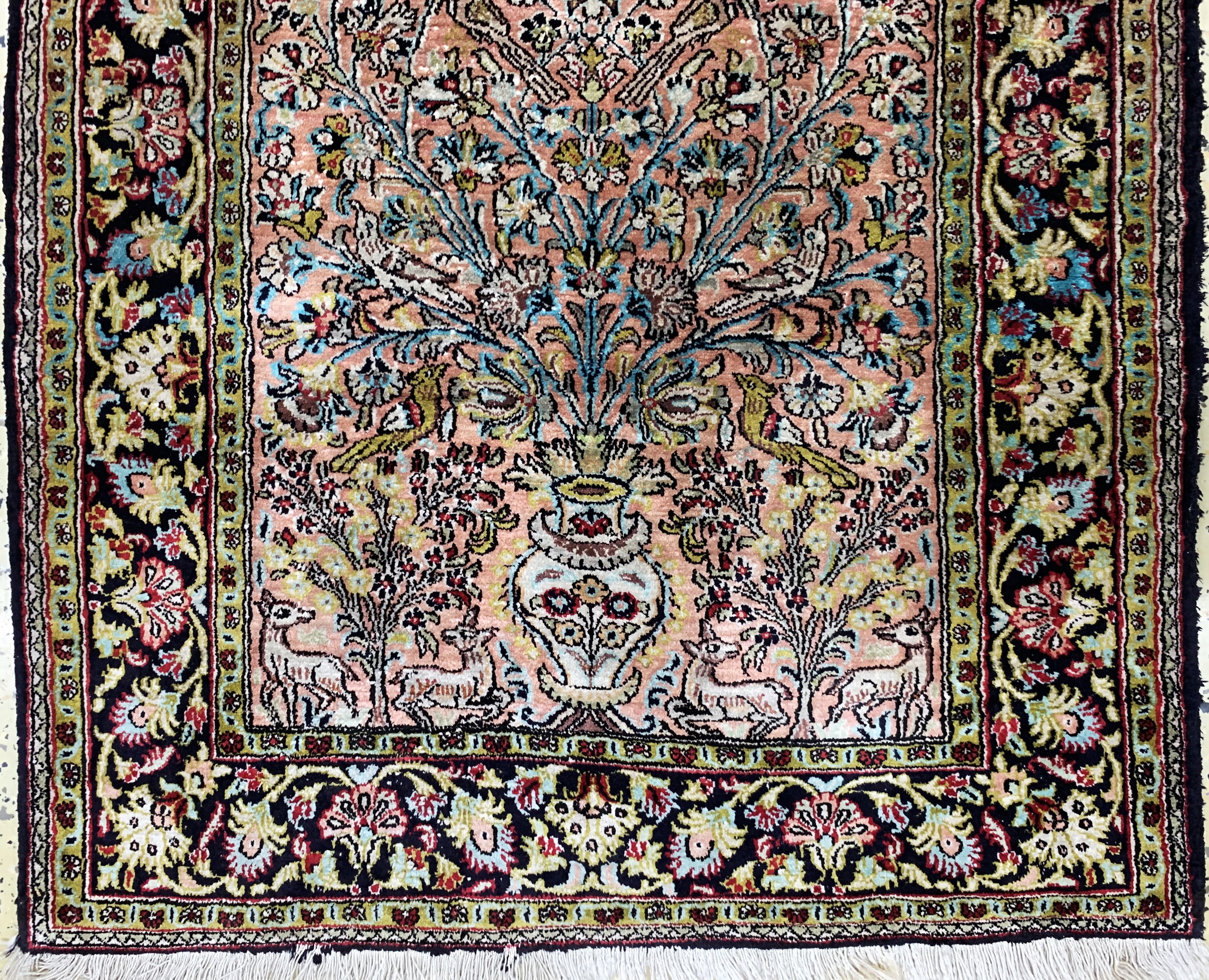 Detail b: 2 Lots Ghom Seide, Persien, Mitte 20.Jhd, reine Naturseide, ca. 130 x 80 cm & ca. 77 x 57 cm, EHZ: 2