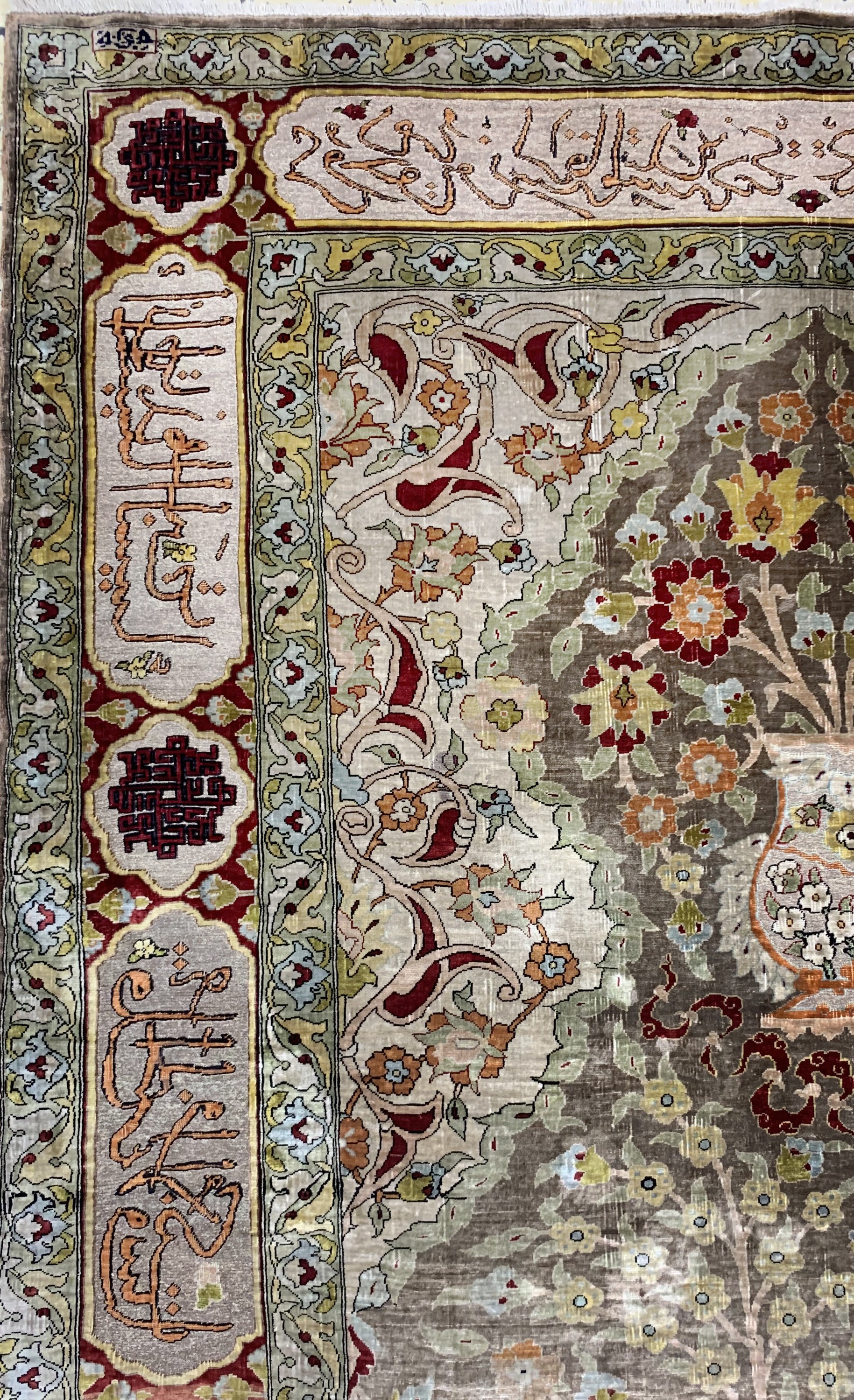 Detail c: Hereke Seide fein, Türkei, signiert, Mitte 20.Jhd, reine Naturseide, ca. 140 x 105 cm, ca. 1,0 Mio. Kn/qm, EHZ: 3