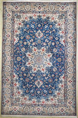 Image Nain fein(9 La), Persien, Ende 20.Jhd, Korkwolle mit Seide, ca. 315 x 212 cm, EHZ: 2, ...