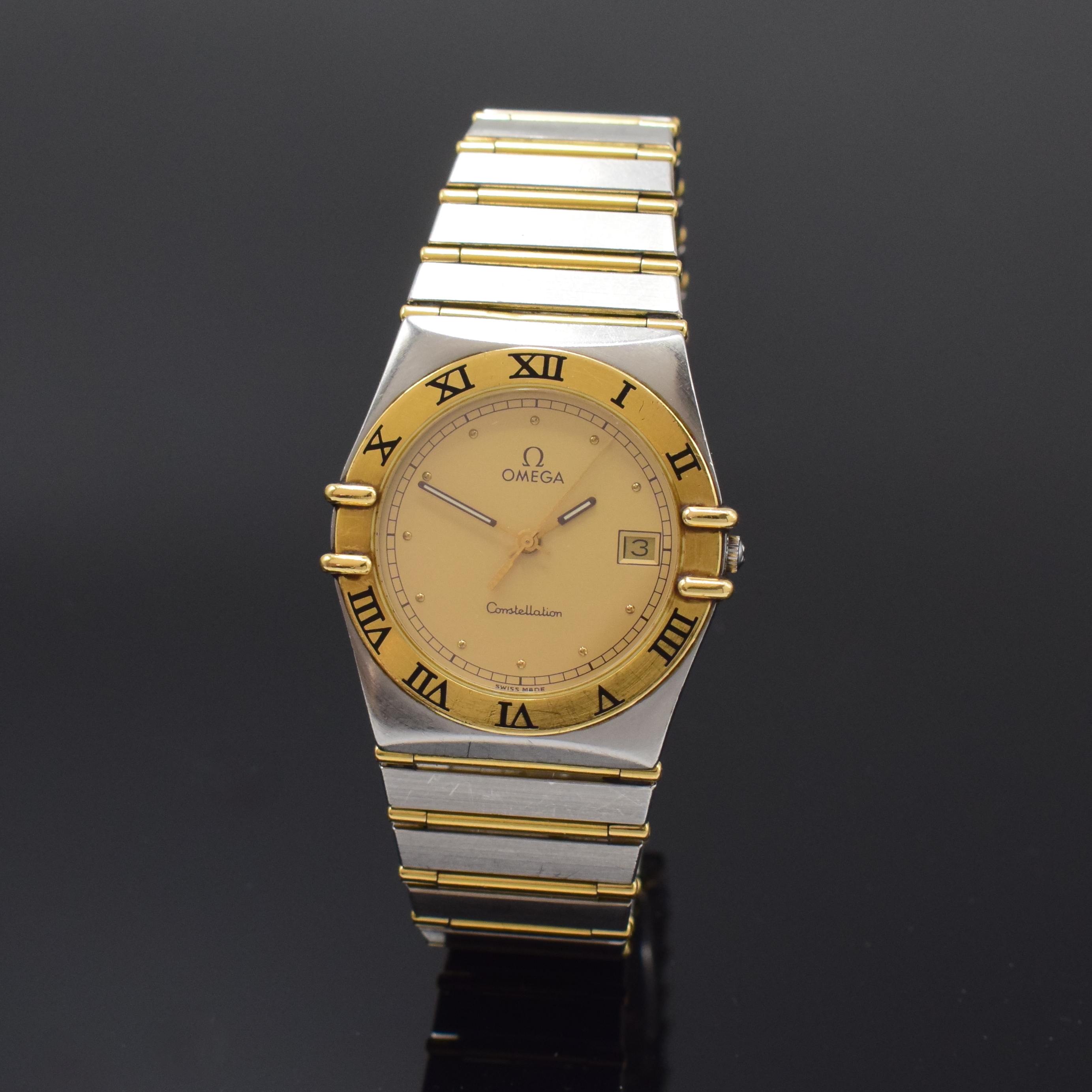 OMEGA Herrenarmbanduhr Constellation Referenz 396.1070/396.1080, Schweiz um 1990, Edelstahl/gold kombiniert inkl. Gliederband, Boden aufgedr., ...