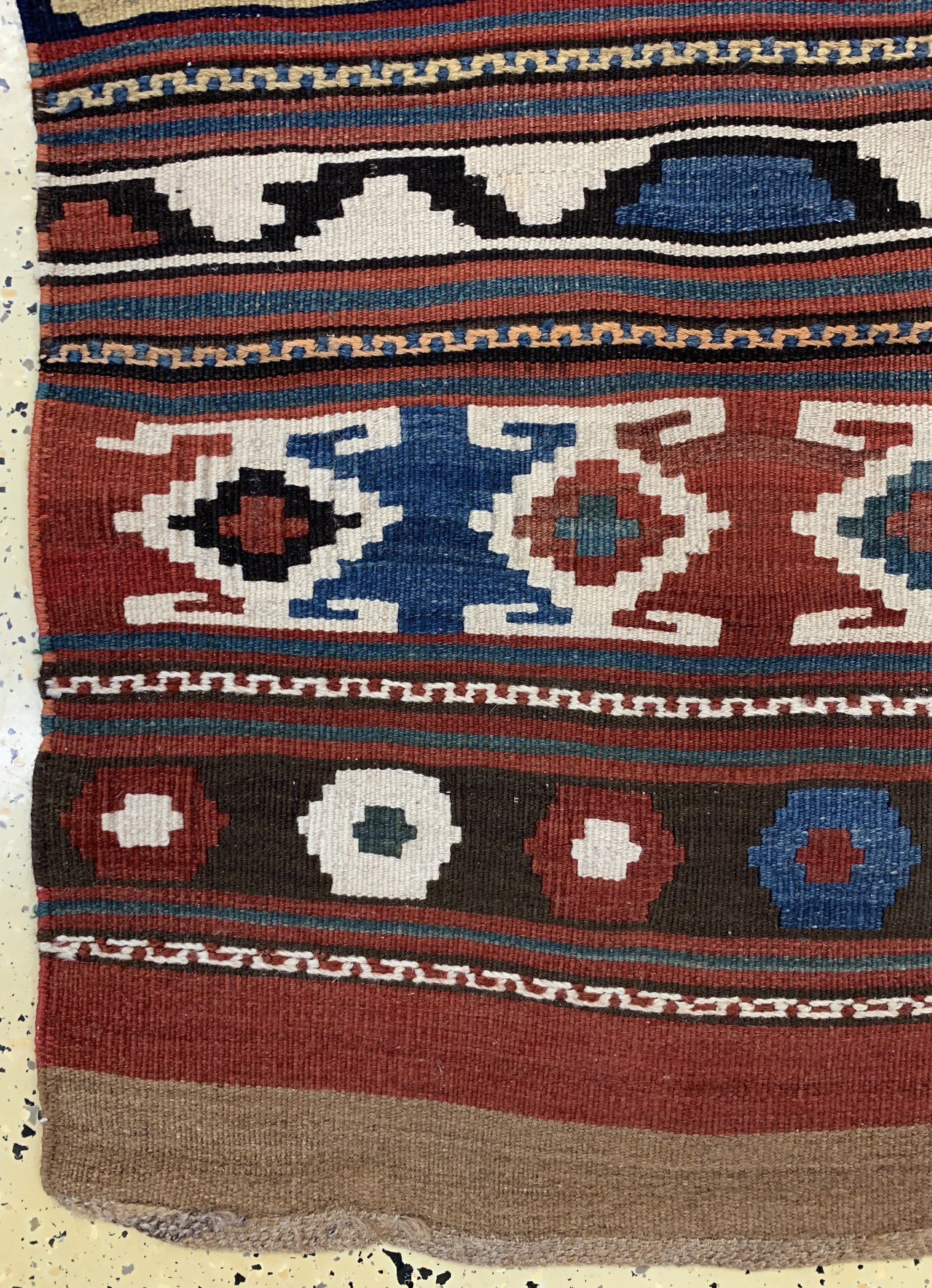 Detail b: Shahsawan Kelim antik, Persien, um 1900, Wolle auf Wolle, ca. 214 x 90 cm, EHZ: 2