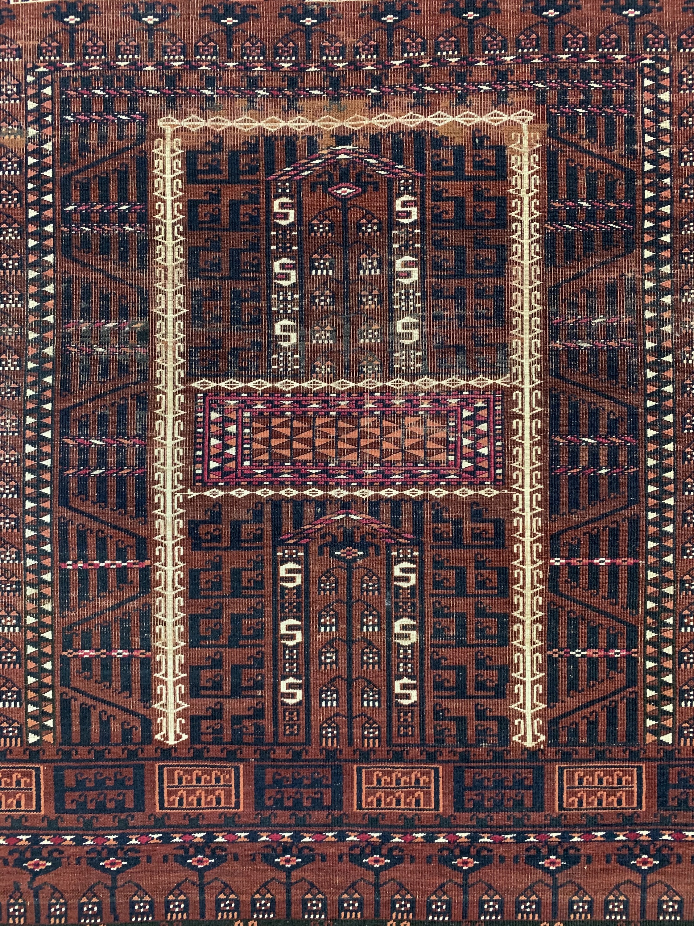Detail c: Saryk Engsi antik, Turkmenistan, 19.Jhd, Wolle mit Baumwolle auf Wolle, ca. 158 x 130 cm, EHZ: 3-4