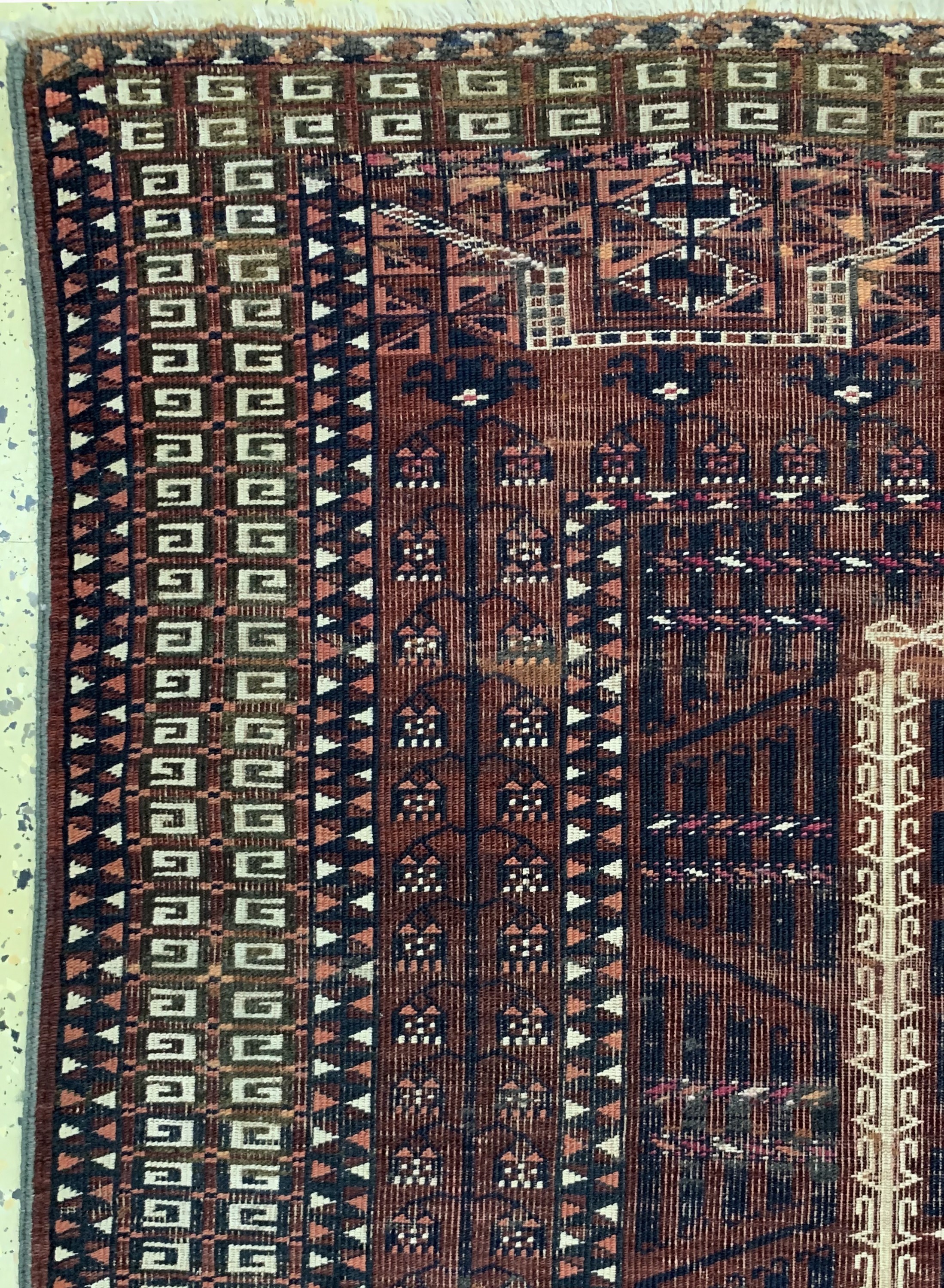 Detail d: Saryk Engsi antik, Turkmenistan, 19.Jhd, Wolle mit Baumwolle auf Wolle, ca. 158 x 130 cm, EHZ: 3-4