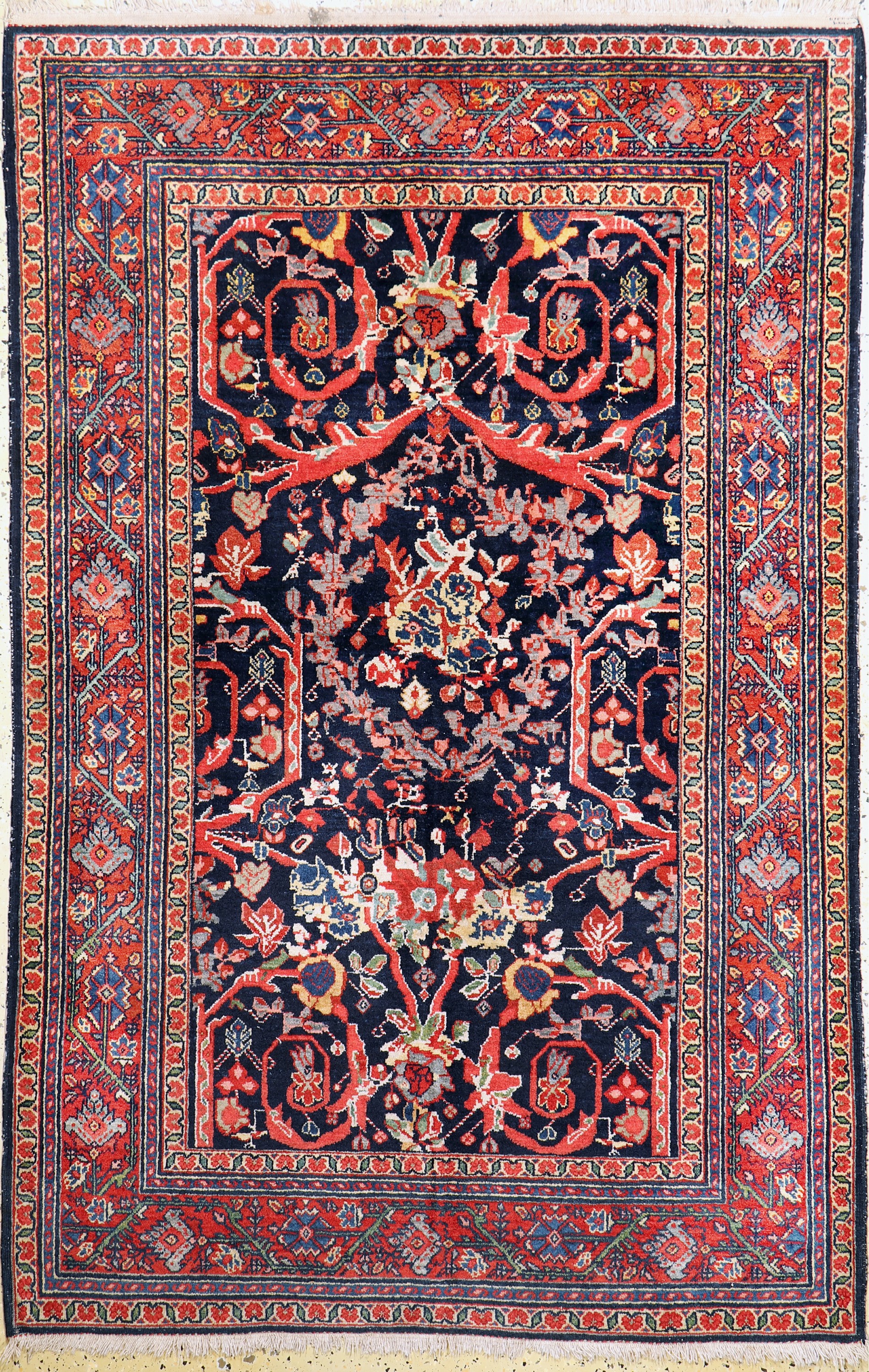 Sarogh Mahal"Mostofi-Design", Persien, um 1930, Wolle auf Baumwolle, ca. 205 x 135 cm, EHZ: 2