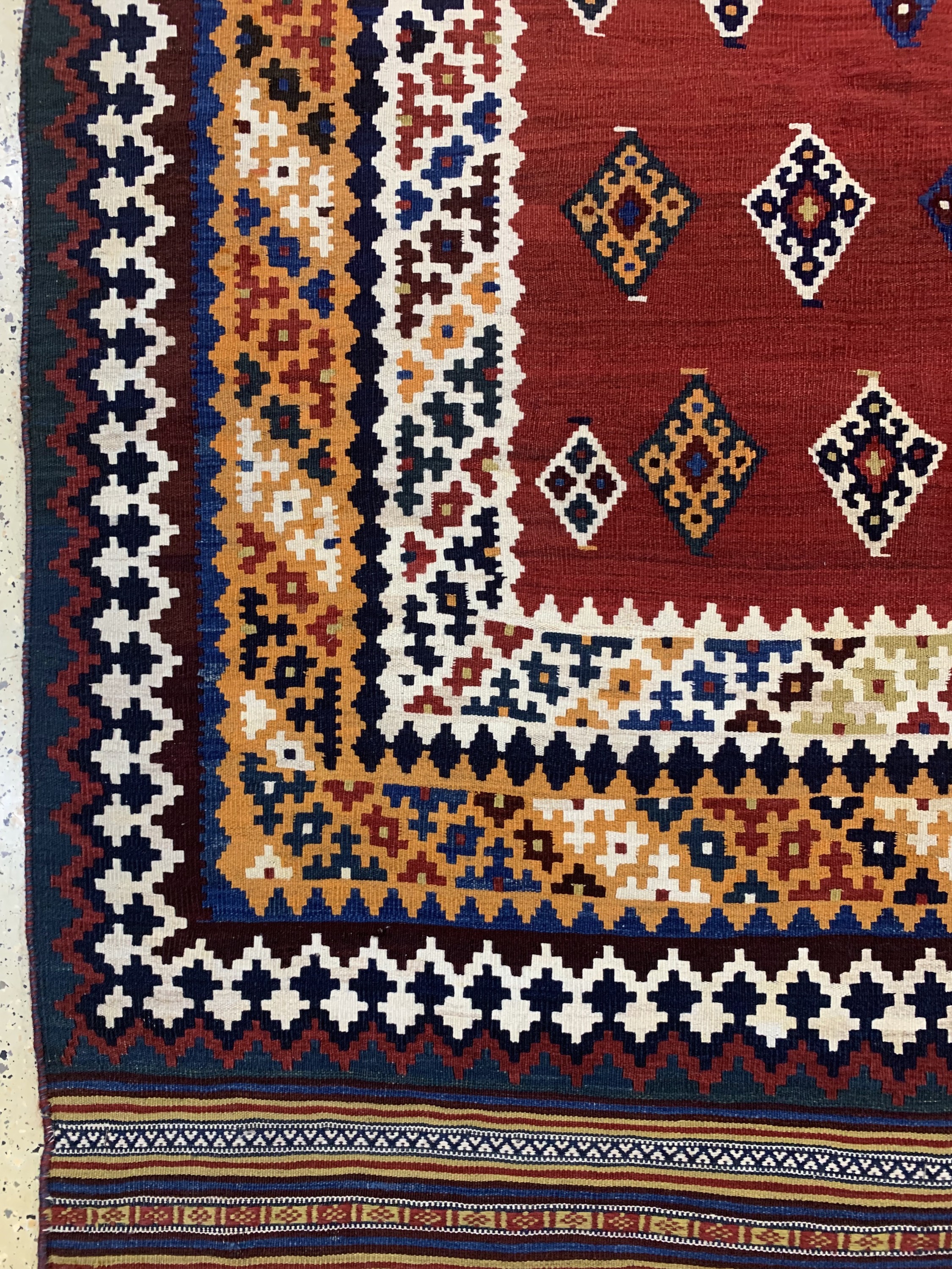 Detail b: Ghaschgai Kelim, Persien, Anfang 20.Jhd, Wolle auf Wolle, ca. 218 x 164 cm, EHZ: 2