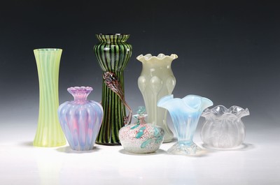 Image 7 glass vases, mostly France and Italy, around1900 to the second half of the 20th ...