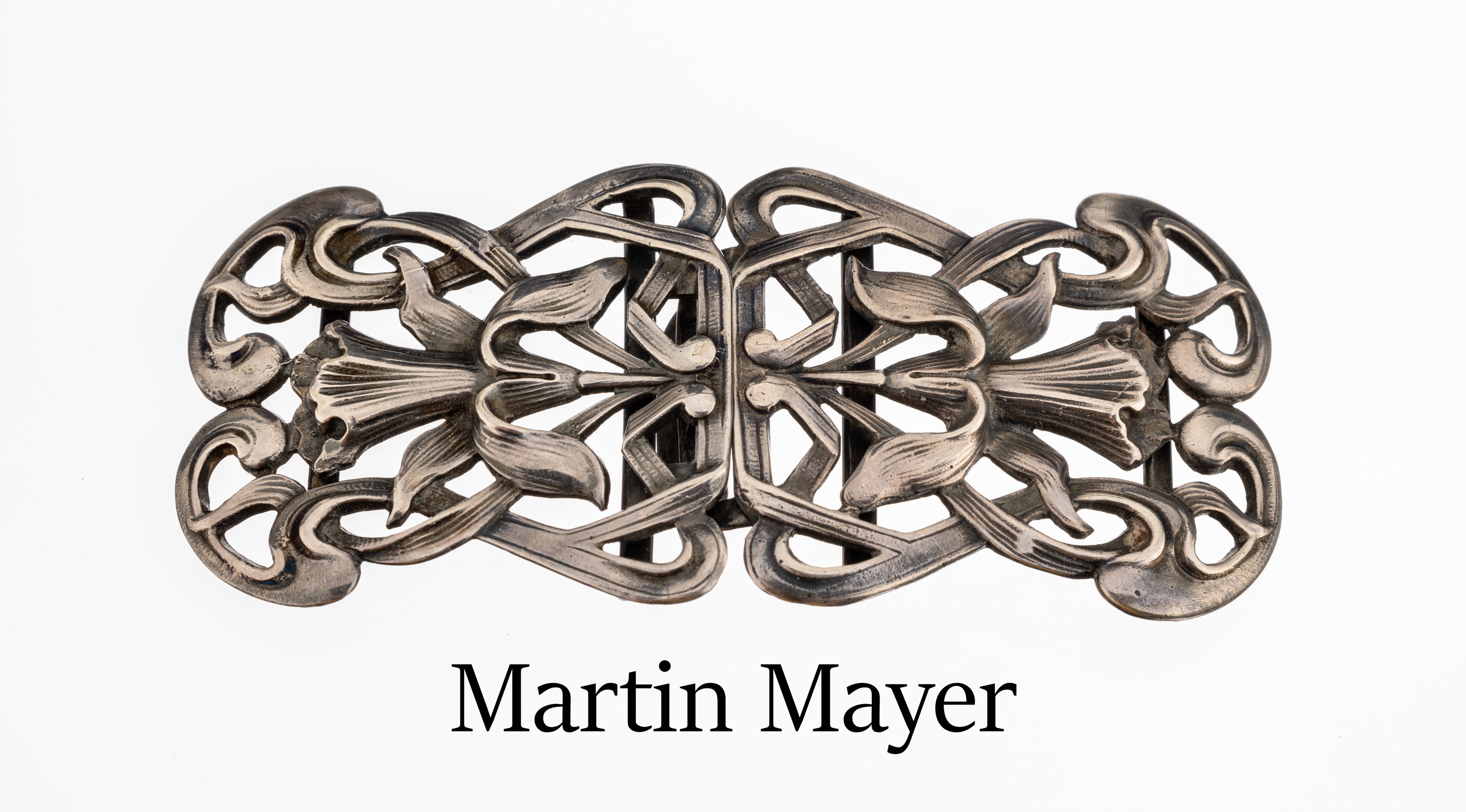 Gürtelschliesse, deutsch MARTIN MAYER, Mainz, 800er Silber, feiner floraler Dekor, geometrische Konzeption, fein punziert und ziseliert, L. ca. 10 ...