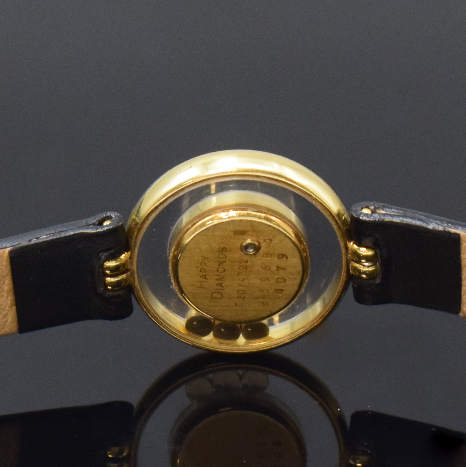 Detail d: CHOPARD Happy Diamonds Damenarmbanduhr in GG 750/000 Referenz 4049, Schweiz verk. lt. beil. Garantie-Urkunde 01/1989, quarz, gedr. Geh., um zentrales ...