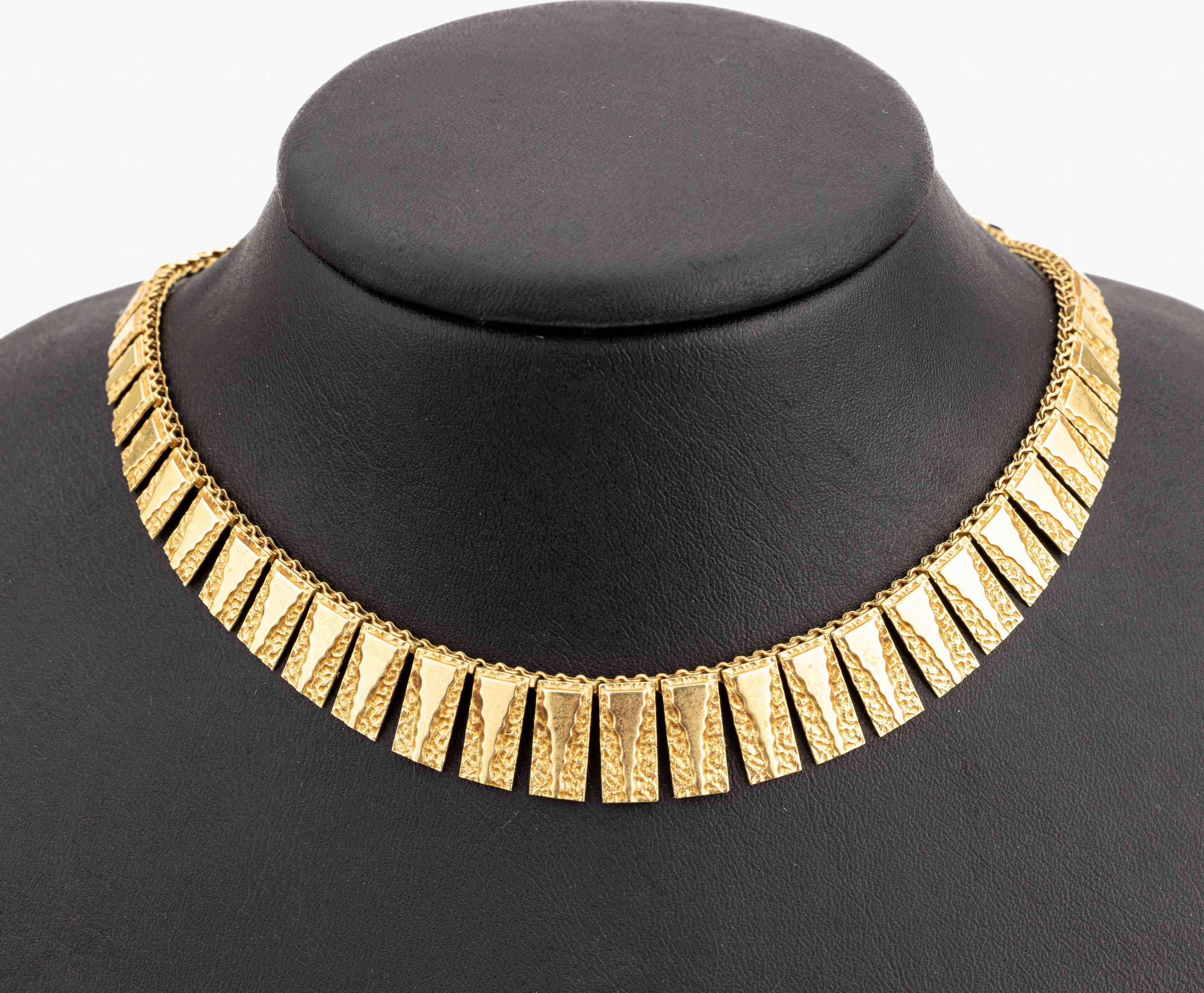 14 kt Gold Collier, GG 585/000, L. ca. 42 cm, total ca. 20.8 g, Federringschließe