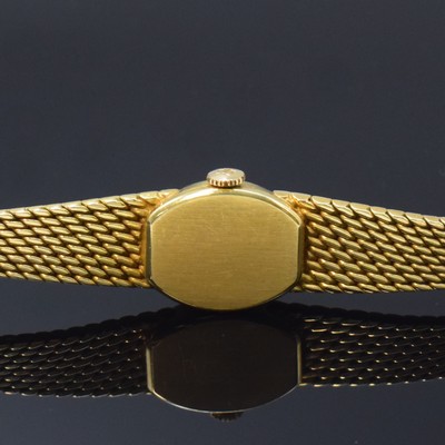 26794606e - TISSOT 14k yellow gold ladies wristwatch, Switzerland around 1965, manual winding, snap on case back, gold coloured dial with applied hour-indices, blackened hands, copper coloured lever movement calibre 530, 17 jewels, diameter approx. 16 mm, length approx. 18 cm, weight approx. 31g, needs to be overhauled, condition 2-3