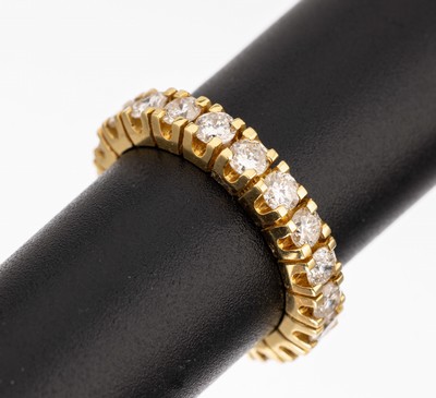 Image 18 kt Gold Brillant-Ring, GG 750/000, 20 Brillanten zus. ca. 2.0 ct Weiß/si, RW ...