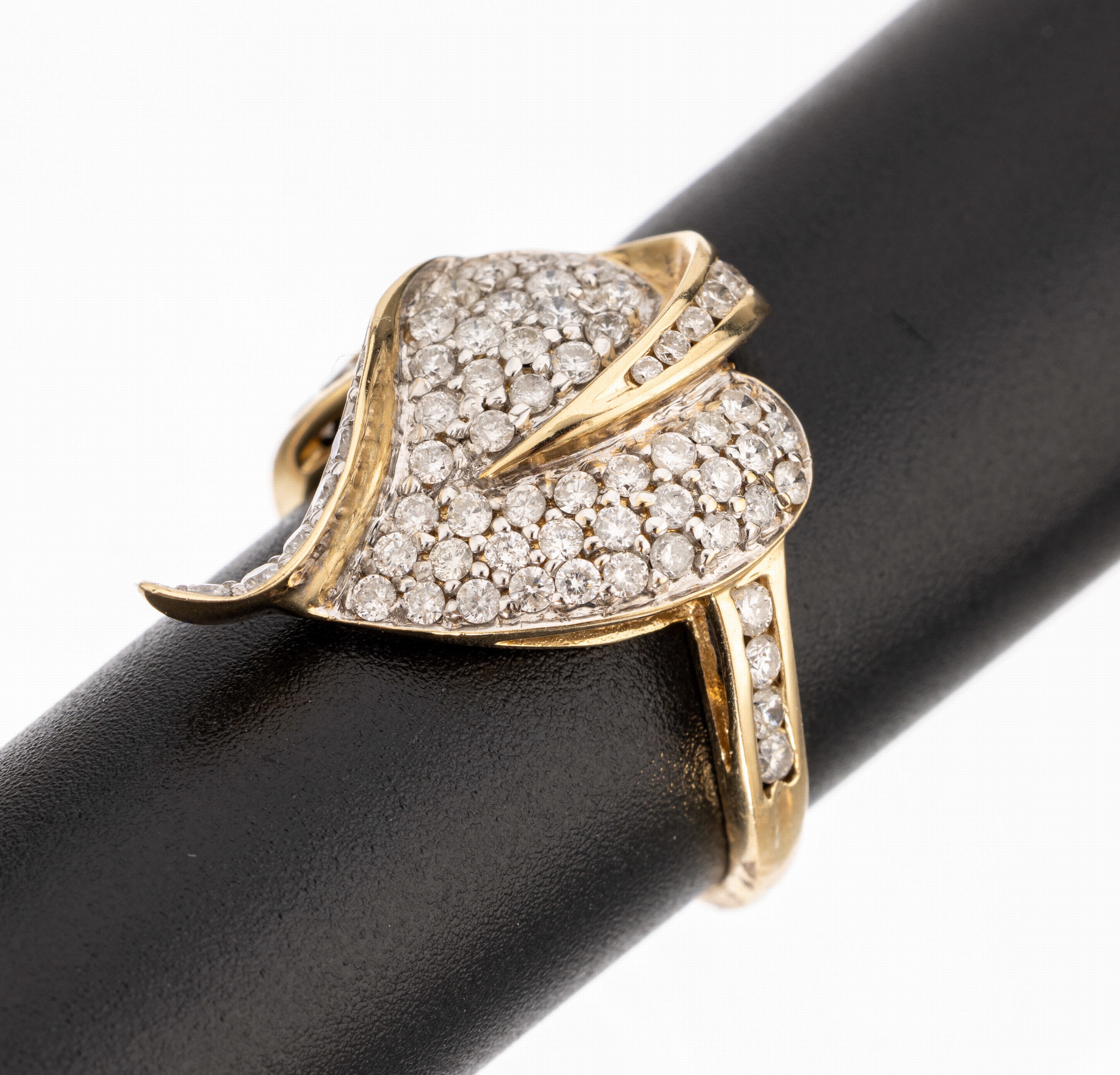 14 kt Gold Brillant-Ring, GG 585/000 z.T. rhod., Brillanten zus. ca. 1.00 ct Weiß/si, RW57, ca. 3.6 g