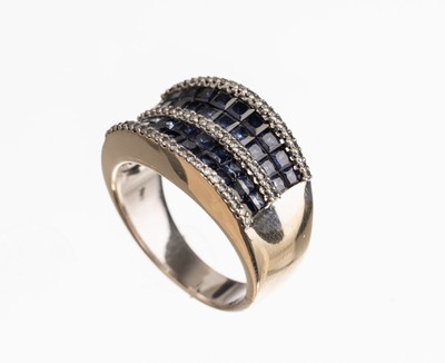 Image 18 kt Gold Diamant Saphir Ring, WG 750/000, konkaver Ringkopf, facett. Saphir-Karrees ...