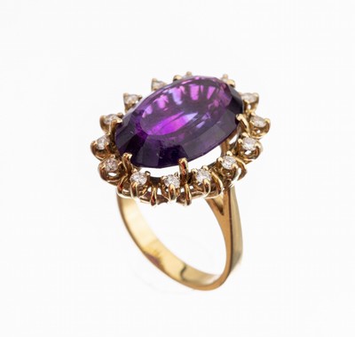 Image 14 kt gold amethyst-brilliant-ring , YG 585/000, oval bevelled amethyst approx. 10,00 ...