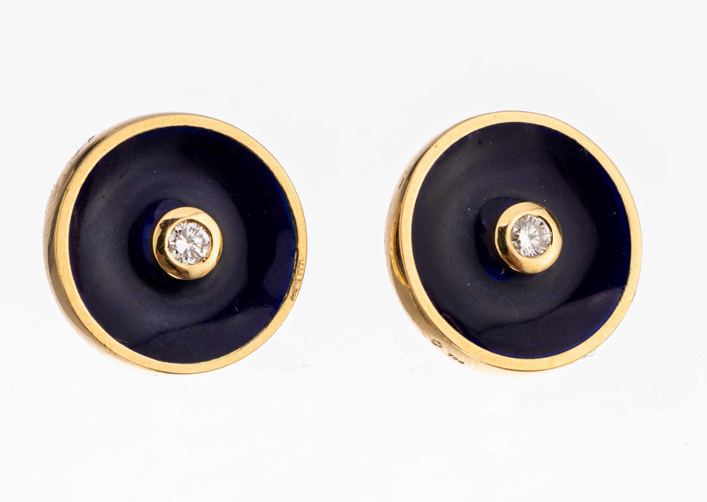 Paar 18 kt Gold Brillant-Ohrstecker mit Email, GG 750/000, rund, blau emailliert, 2 Brillanten zus. ca. 0.15 ct Weiß/si, ca. 11.9 g