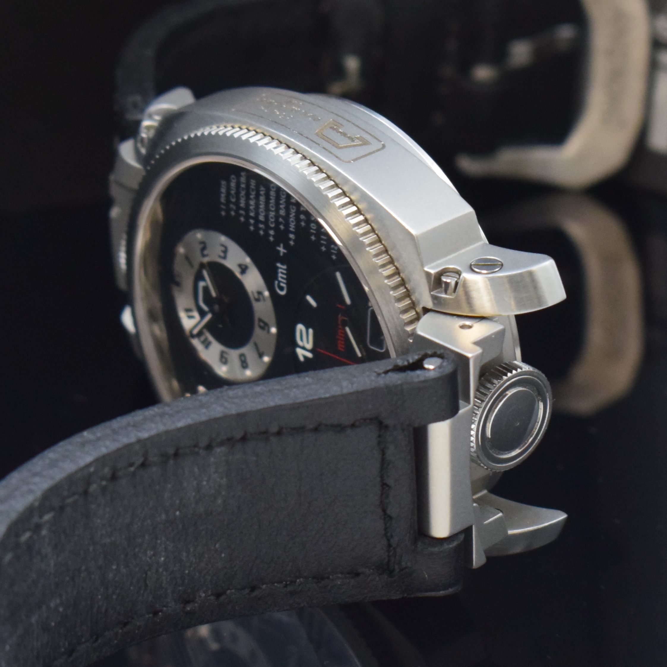 Detail d: ANONIMO Herrenarmbanduhr mit 2. Zeitzone Firenze Dual Time 2009, Automatik, Italien um 2009, beids. vergl. Edelstahlgeh. inkl. Lederband m. orig. ...