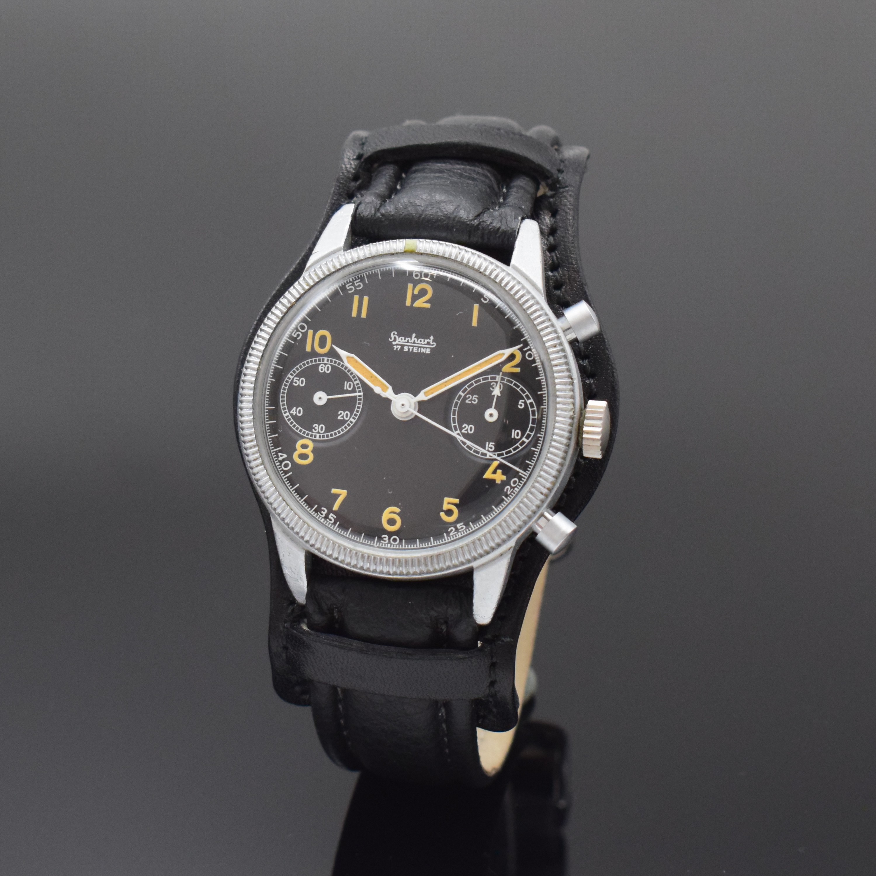 HANHART Flyback Flieger-Schaltradchronograph der Bundeswehr Type 417, Deutschland um 1960, Handaufzug, verchr. Messinggeh., gedr. Stahlboden m. ...