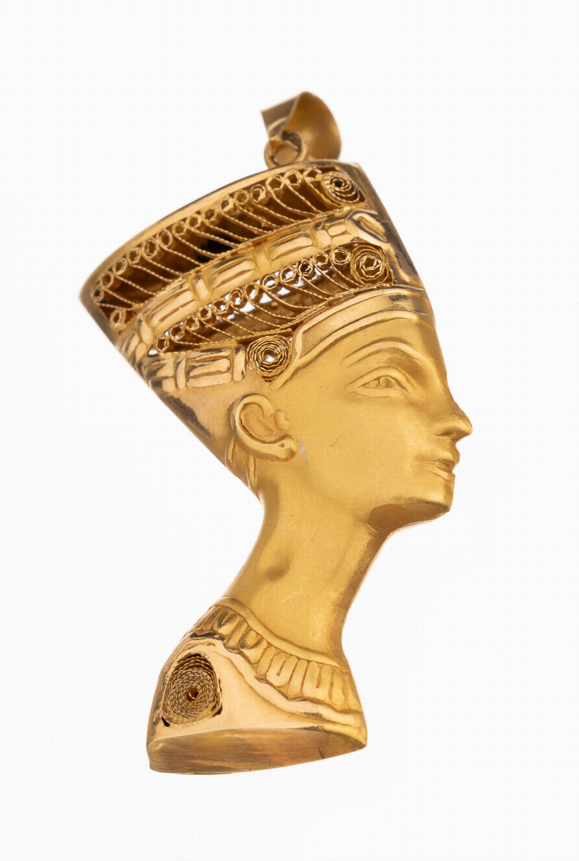 Detail a: 18 kt Gold Schmuckset "Nofretete", GG 750/000, best. aus: Anhänger und Paar Ohrgehänge, z.T. mit Filigranarbeit, sat. und z.T. pol., ca. ...